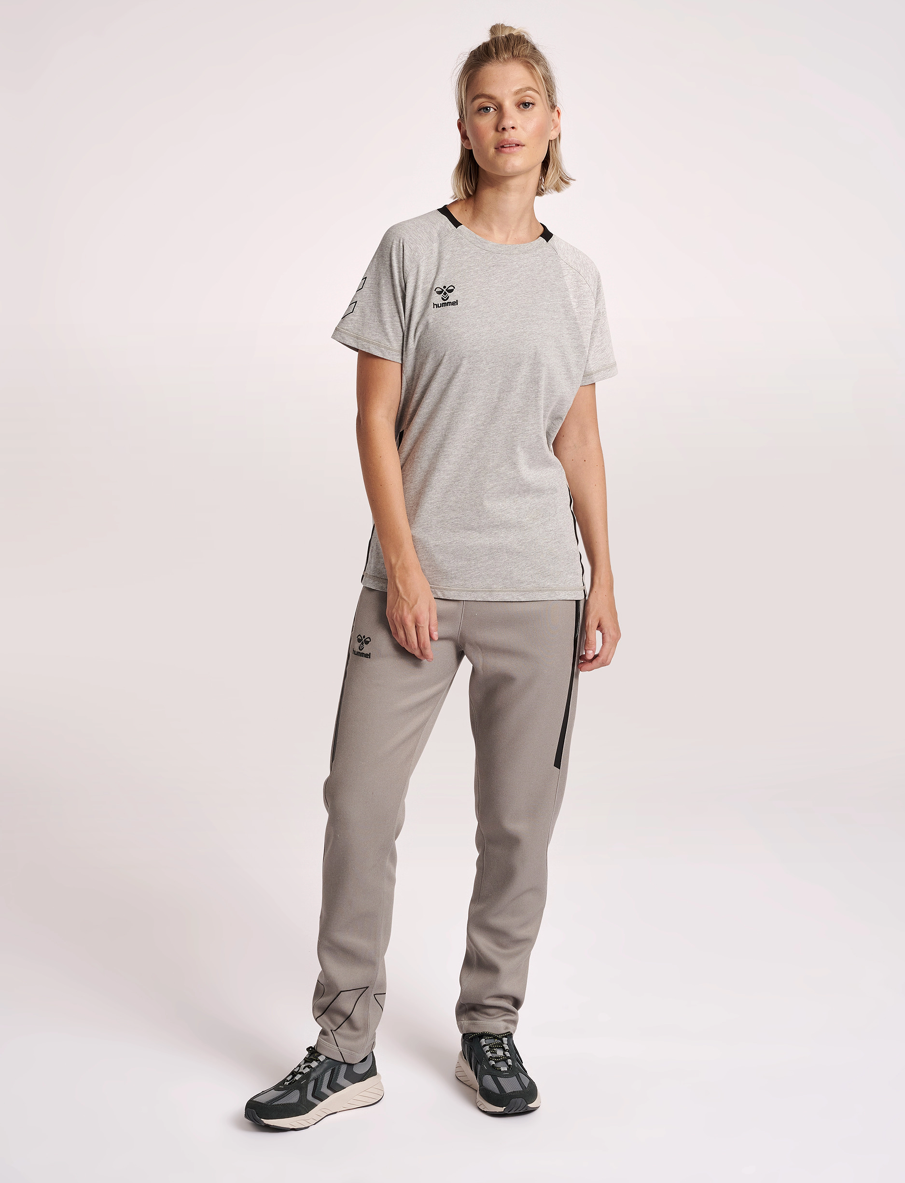 Hummel hmlCIMA XK PANTS WOMAN - Bukser - GREY MELANGE / grey
