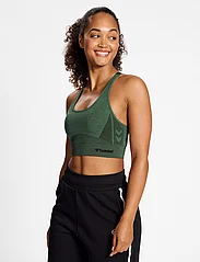 Hummel - hmlCLEA SEAMLESS  SPORTS TOP - sports bh'er: medium støtte - climbing ivy/beetle melange - 5