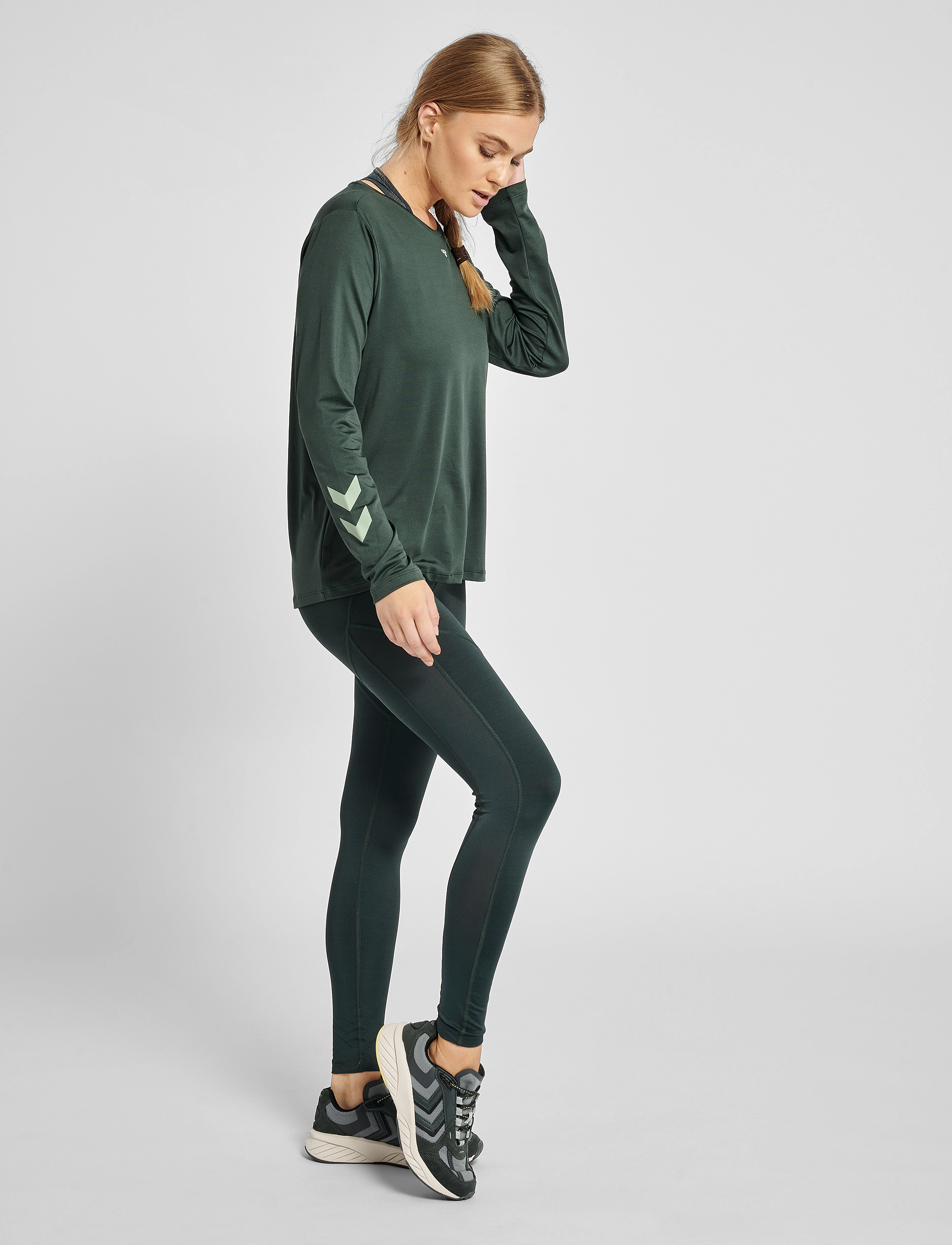 Hummel - hmlTAYLOR T-SHIRT L/S - darkest spruce - 3