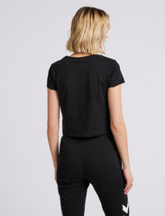 Hummel - hmlLEGACY WOMAN CROPPED T-SHIRT - t-shirts - black - 4
