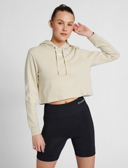 Hummel - hmlLEGACY WOMAN CROPPED HOODIE - lowest prices - pumice stone - 2