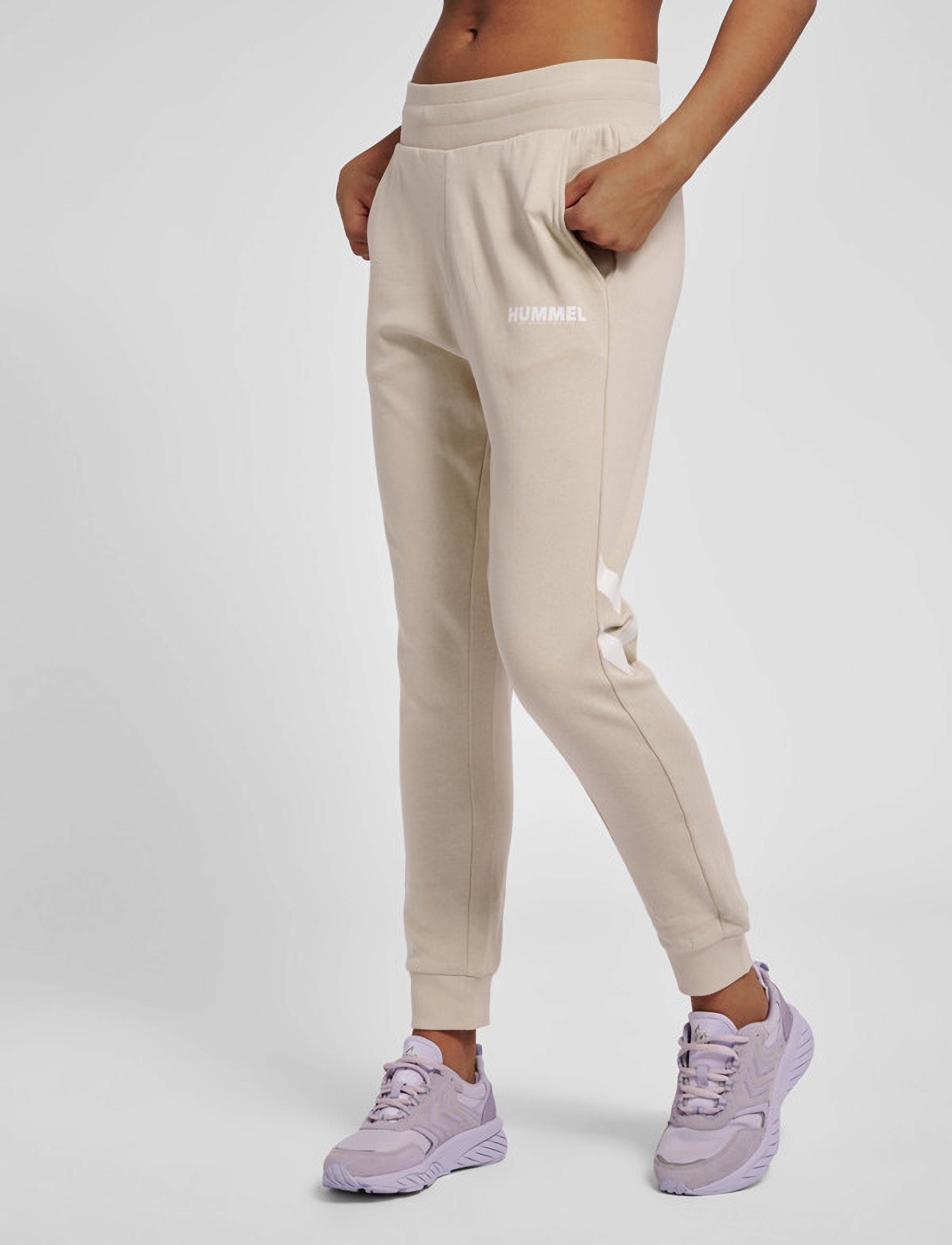 Hummel - hmlLEGACY WOMAN TAPERED PANTS - pumice stone - 2