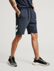 Hummel - hmlLEGACY SHORTS - lowest prices - blue nights - 3