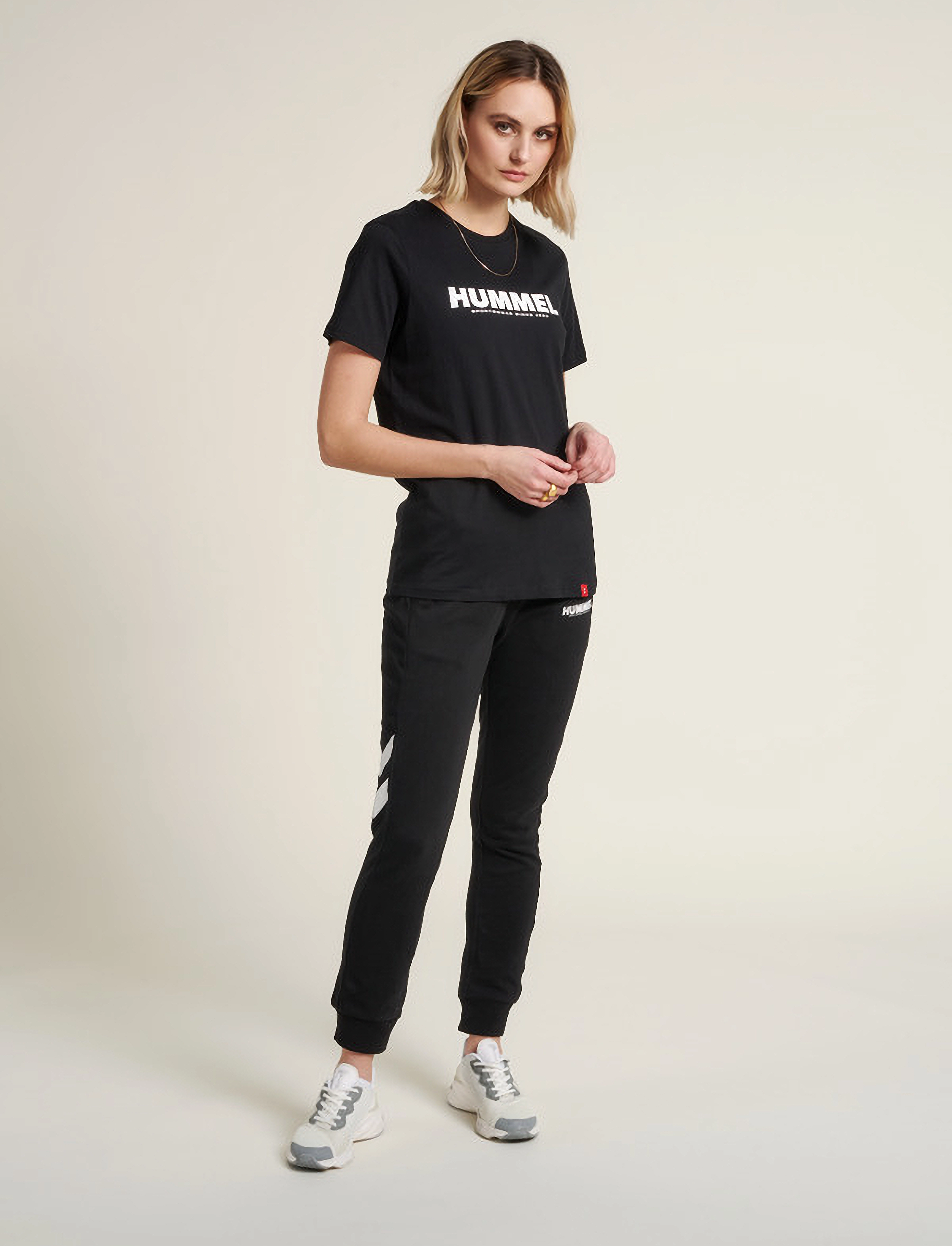Hummel - hmlLEGACY T-SHIRT - tops & t-shirts - black - 4