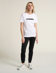 Hummel - hmlLEGACY T-SHIRT - zemākās cenas - white - 3
