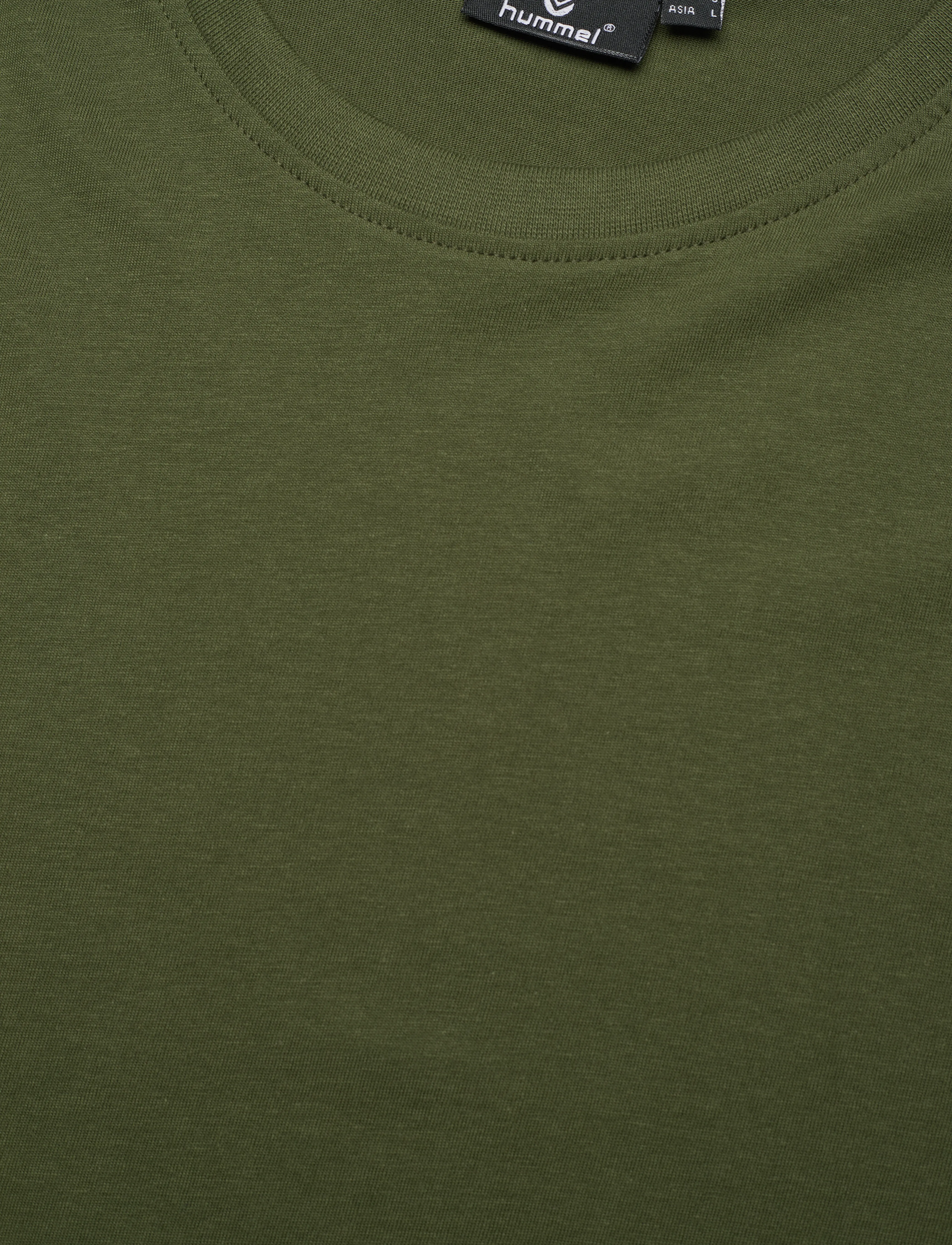 Hummel - hmlLEGACY CHEVRON T-SHIRT - rifle green - 2