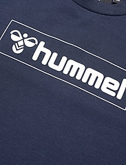 Hummel - hmlBOX SWEATSHIRT - medvilniniai megztiniai ir džemperiai su gobtuvu - black iris - 2