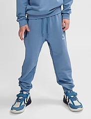 Hummel - hmlON PANTS - sweatpants - coronet blue - 4