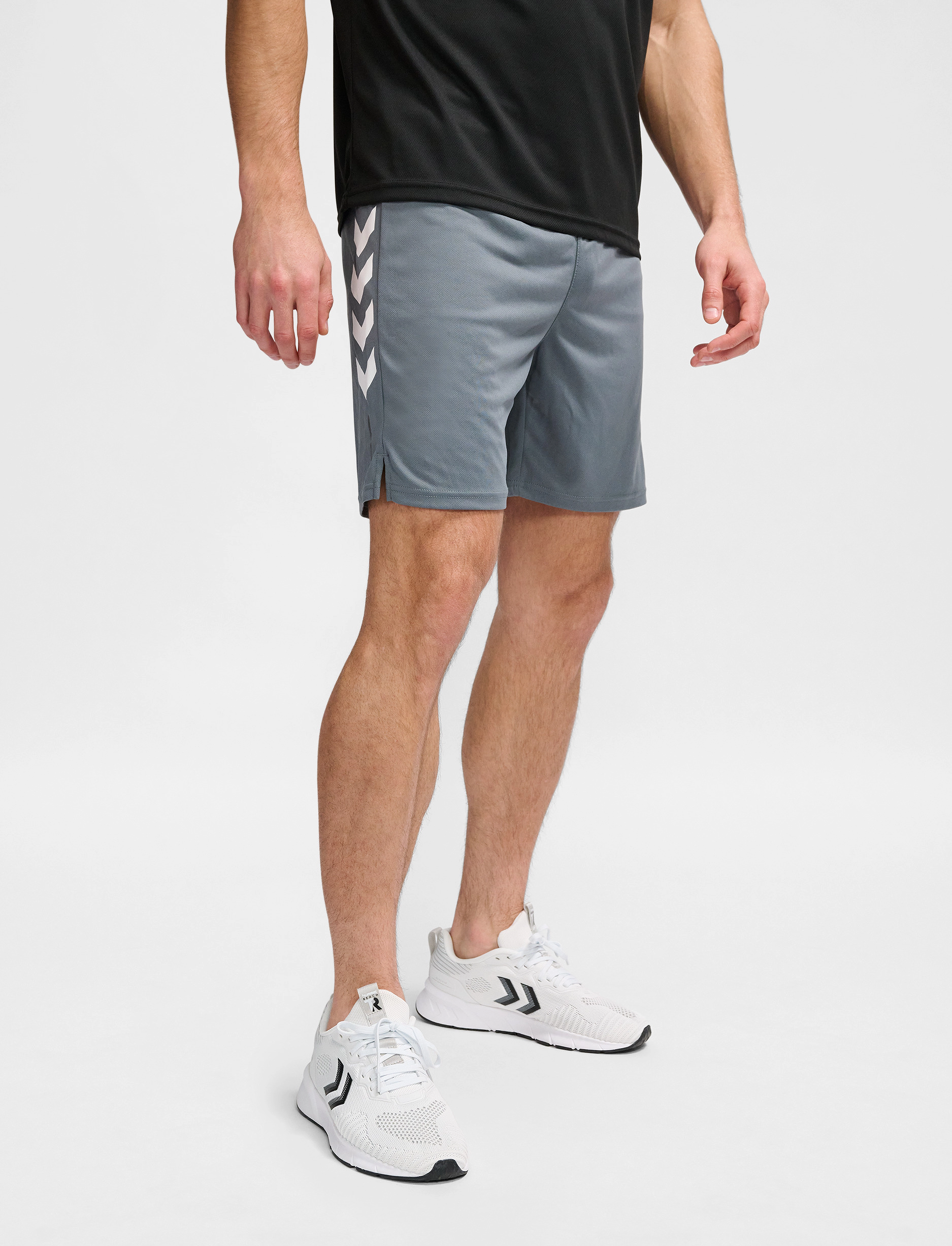 Hummel - hmlTE TOPAZ SHORTS - stormy weather - 4