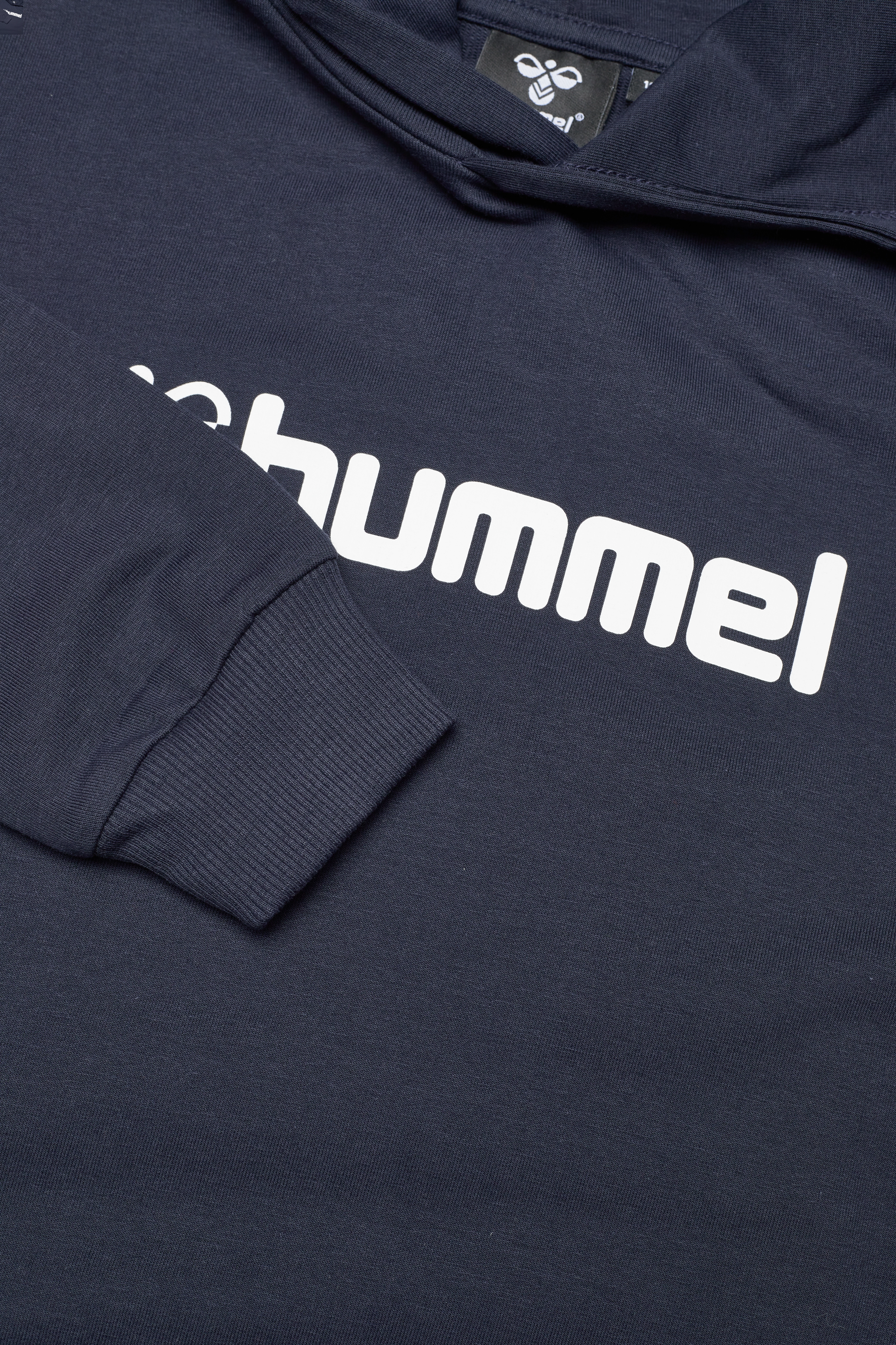 Hummel - hmlBUGGE HOODIE - black iris - 2