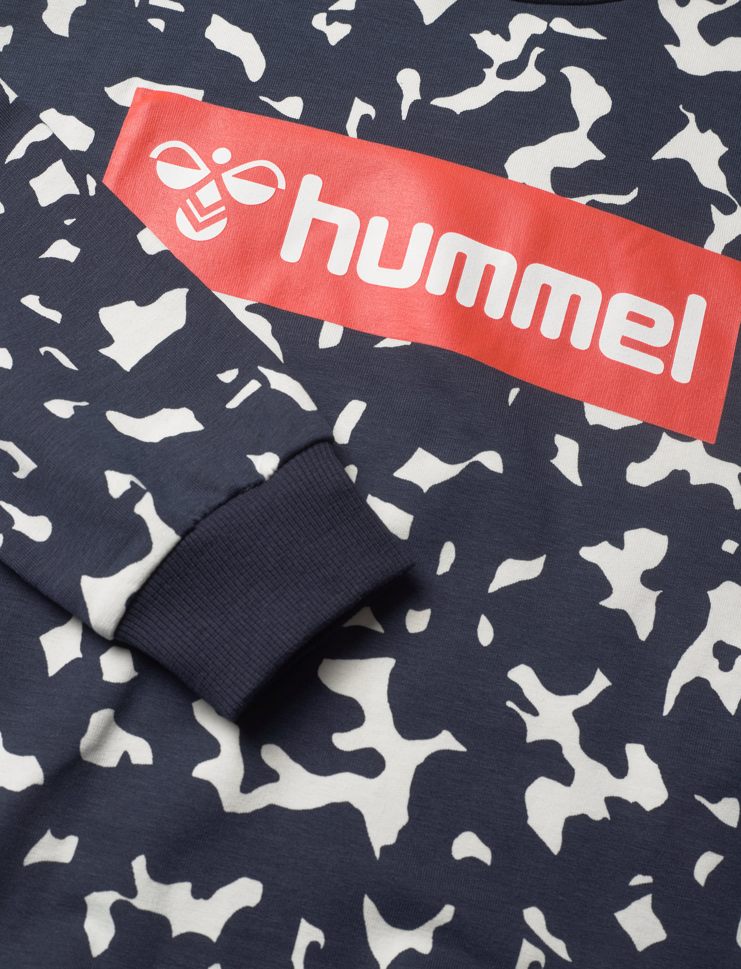 Hummel - hmlDITZ SWEATSHIRT - black iris - 2