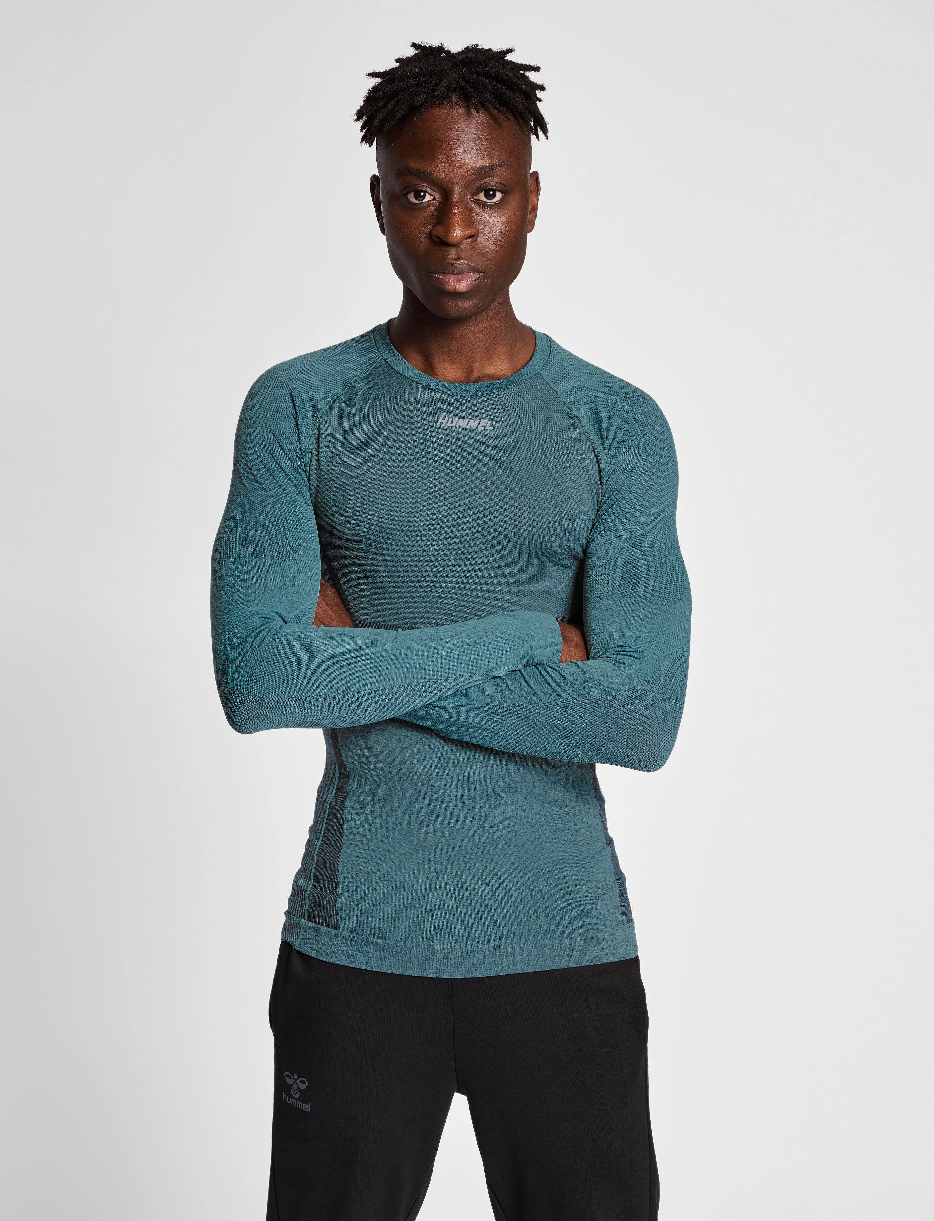 Hummel - hmlTE MIKE SEAMLESS T-SHIRT L/S - north atlantic/asphalt melange - 3