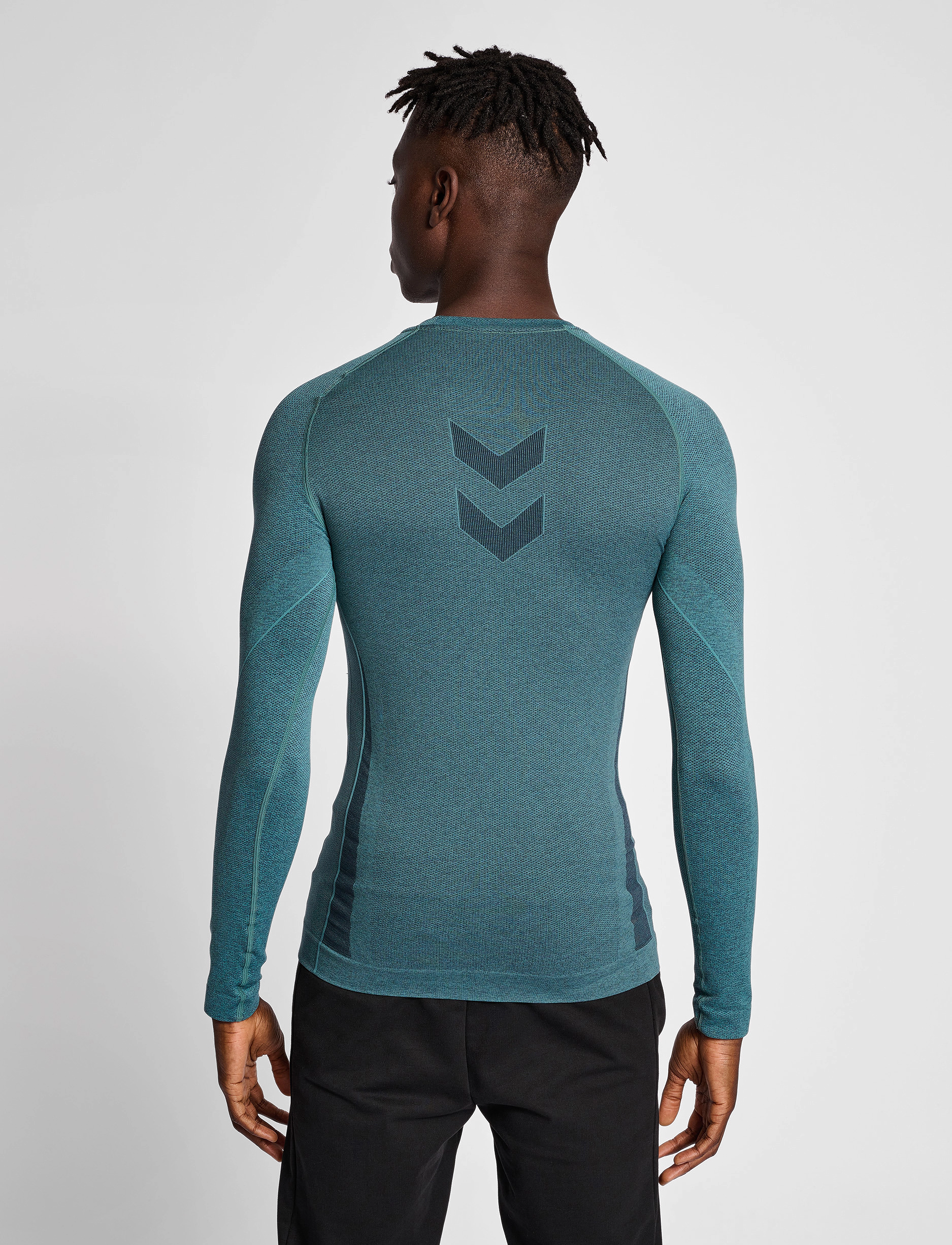 Hummel - hmlTE MIKE SEAMLESS T-SHIRT L/S - north atlantic/asphalt melange - 4