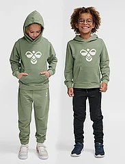 Hummel - hmlCUATRO HOODIE - sweatshirts & hoodies - oil green - 4