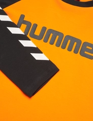 Hummel - hmlBOYS T-SHIRT L/S - pitkähihaiset paidat - saffron - 2