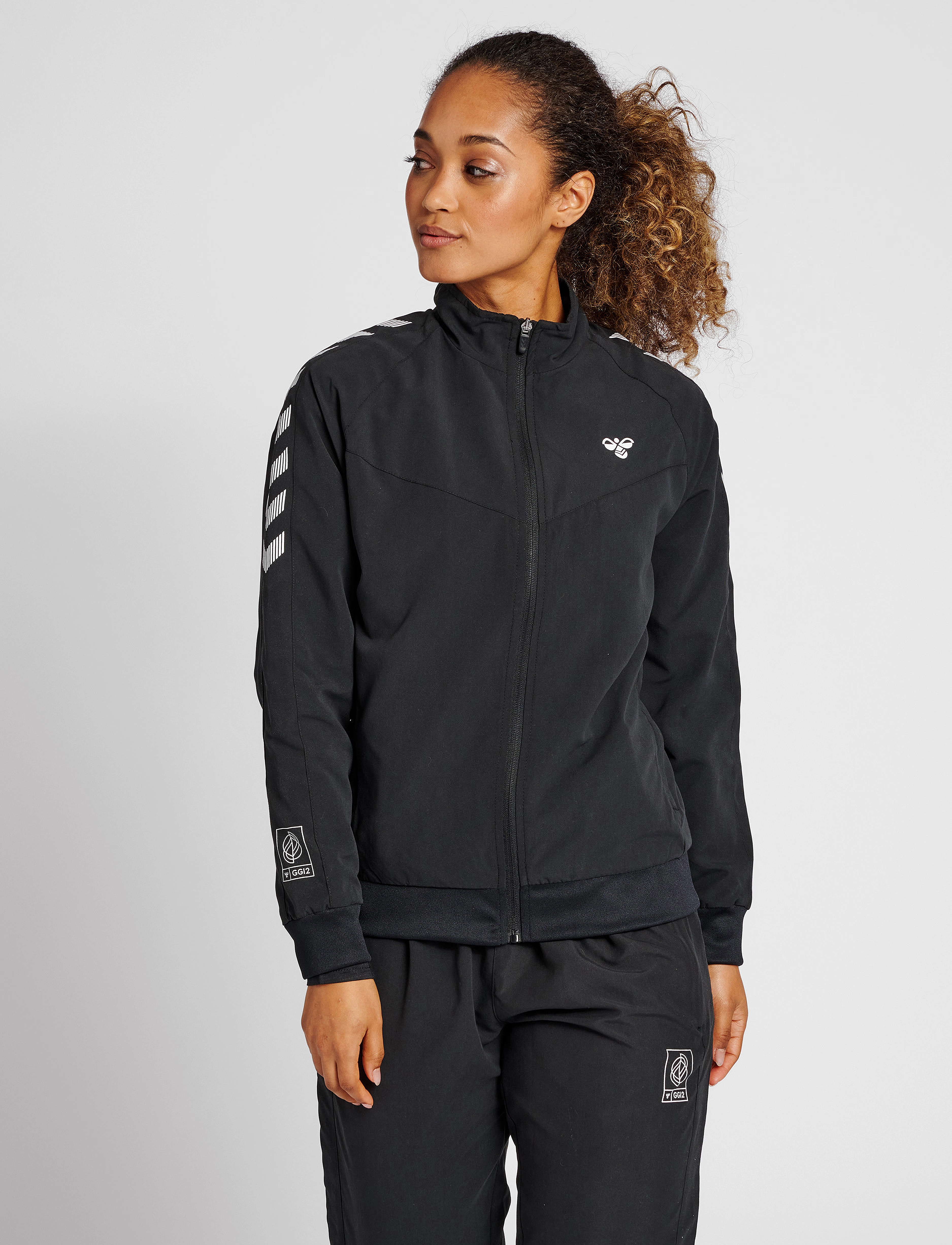 Hummel - hmlGG12 TRACK JACKET WOMAN - black - 4