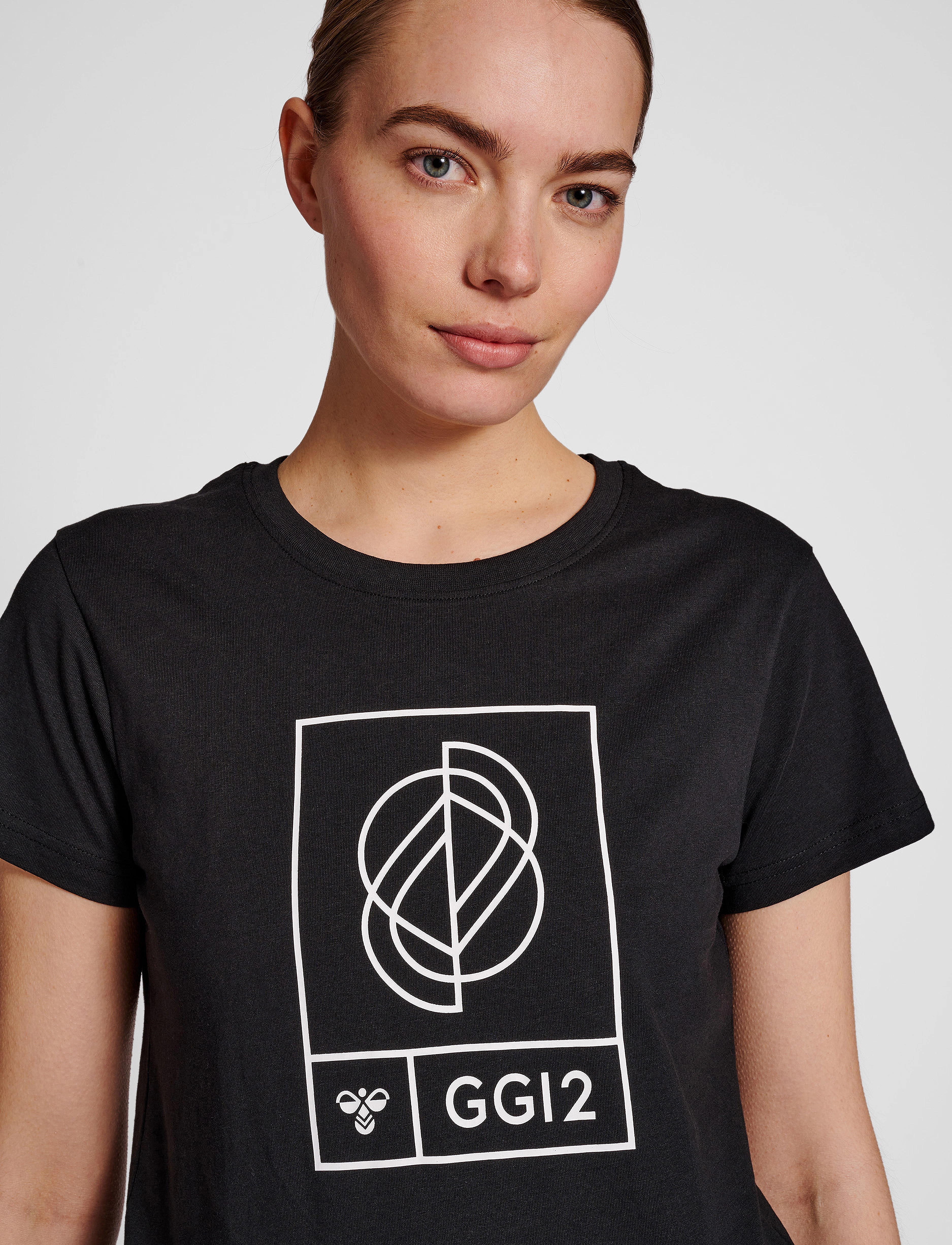 Hummel - hmlGG12 T-SHIRT S/S WOMAN - black - 3