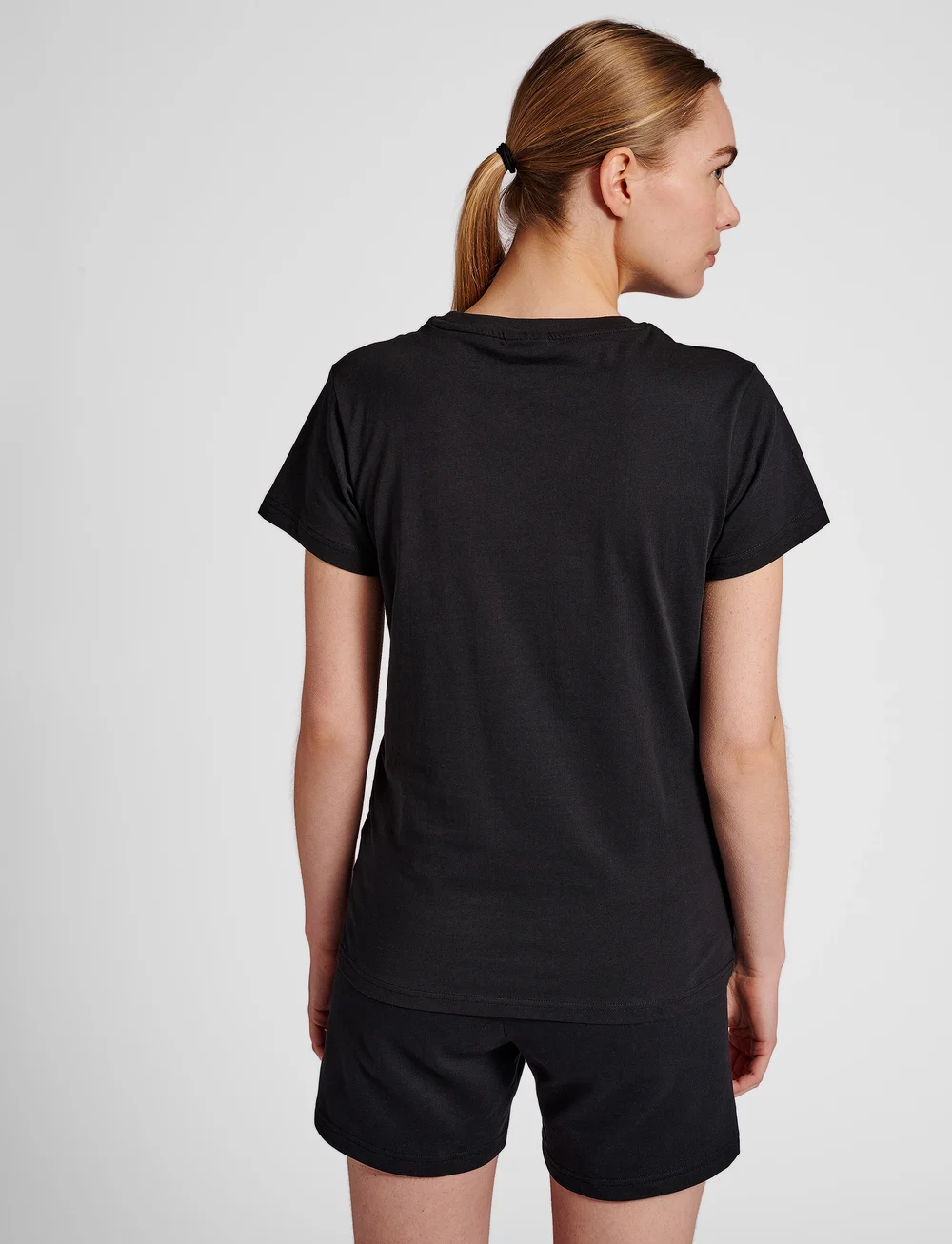 Hummel - hmlGG12 T-SHIRT S/S WOMAN - t-shirts - black - 4