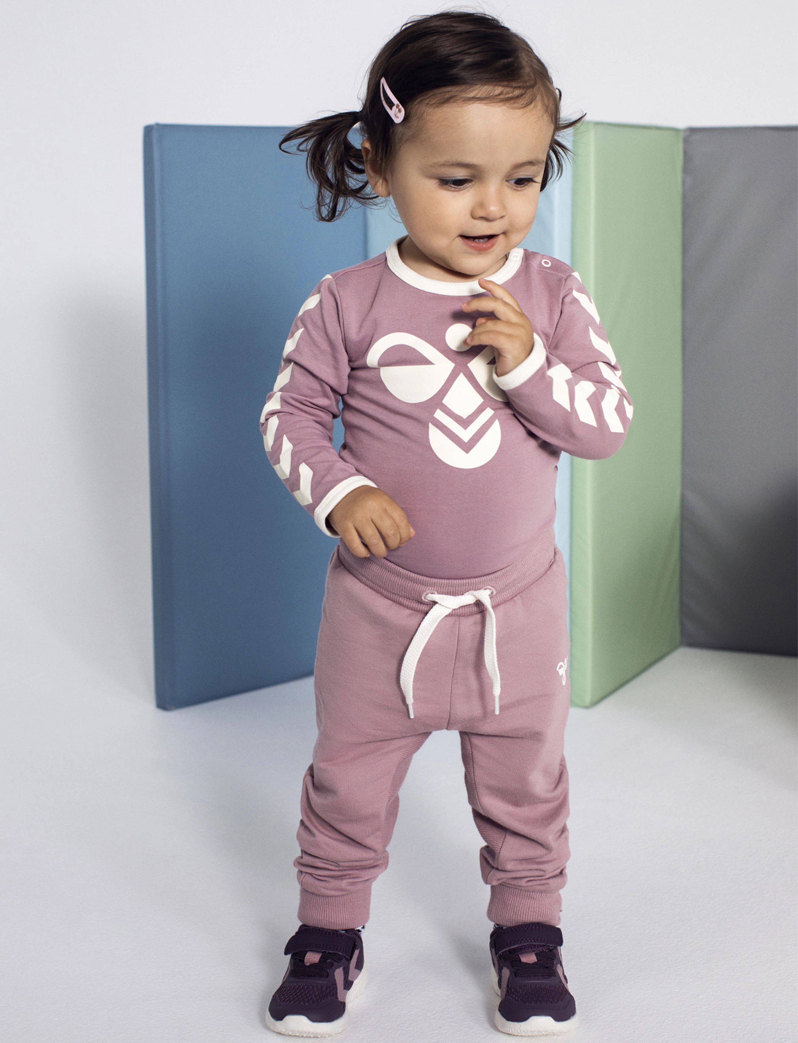 Hummel hmlAPPLE PANTS - Hummel - WOODROSE / pink/rose