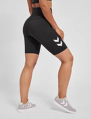 Hummel - hmlMT GRACE HW TIGHT SHORTS - cycling shorts - black - 6
