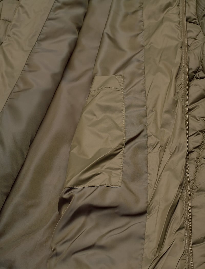 Hummel - hmlRED QUILTED HOOD JACKET - frühlingsjacken - dark olive - 4