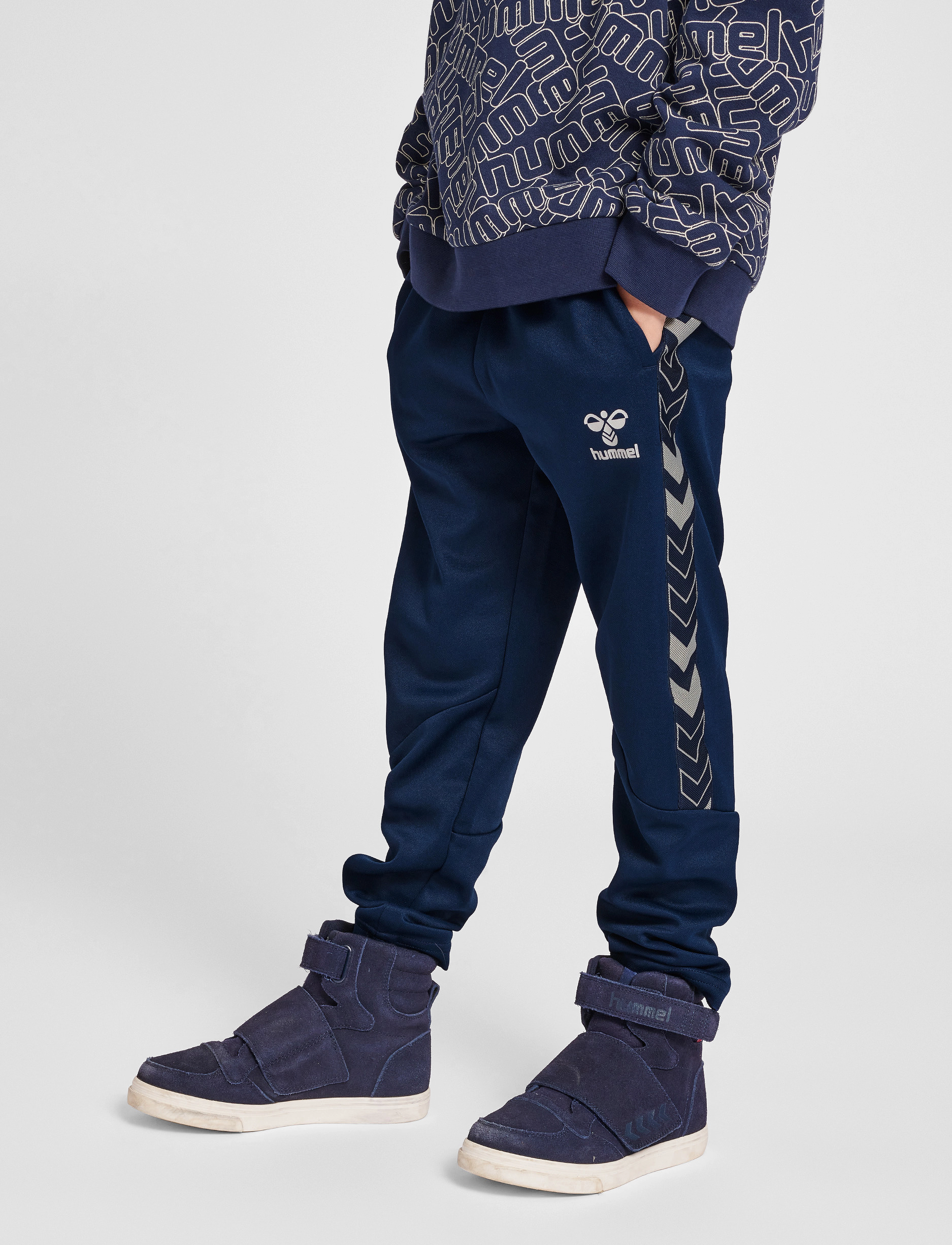 Hummel - hmlJAYCE PANTS - black iris - 3