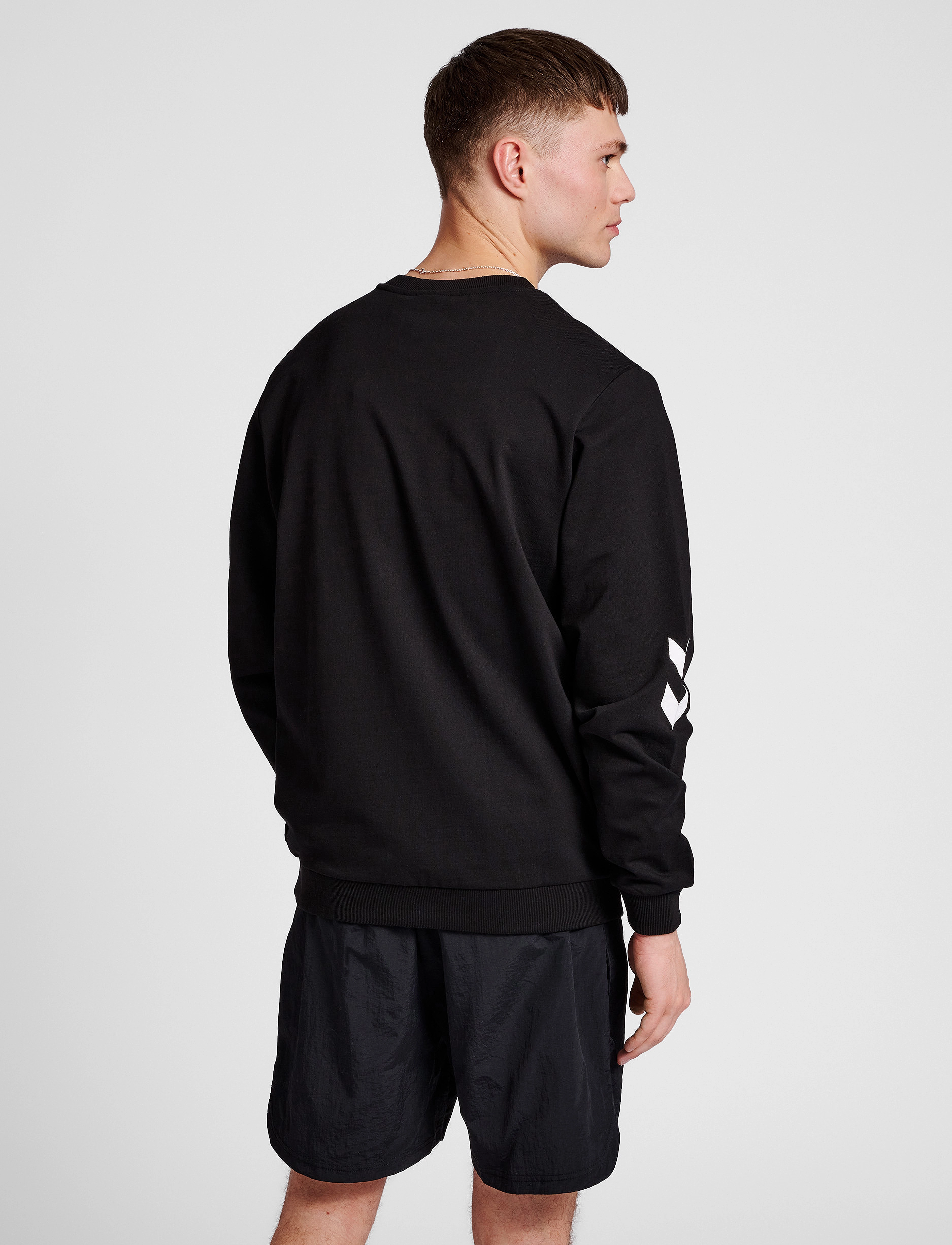 Hummel - hmlLGC JEREMY SWEATSHIRT - black - 4