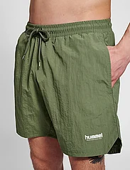 Hummel - hmlLGC TRAVIS WOVEN SHORTS - training shorts - four leaf clover - 5
