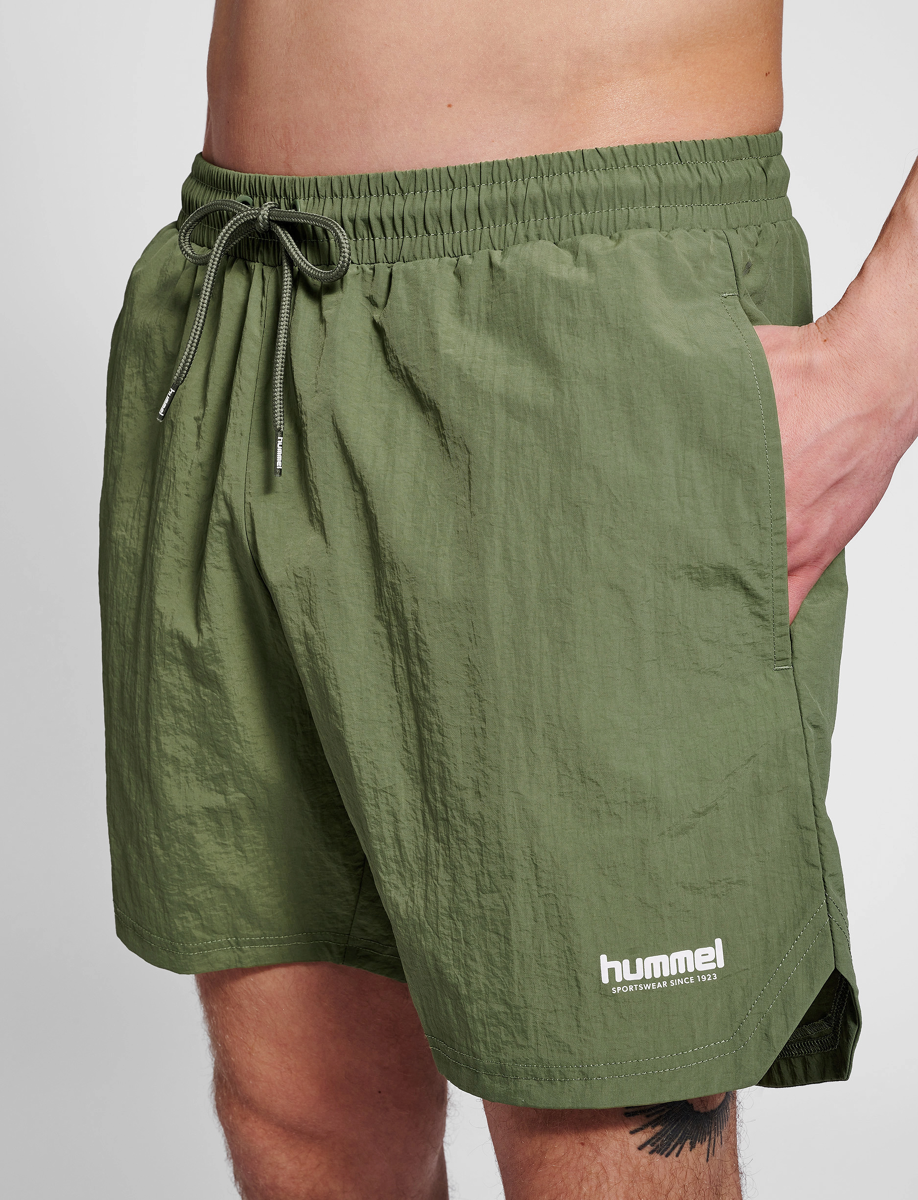 Hummel - hmlLGC TRAVIS WOVEN SHORTS - laveste priser - four leaf clover - 5
