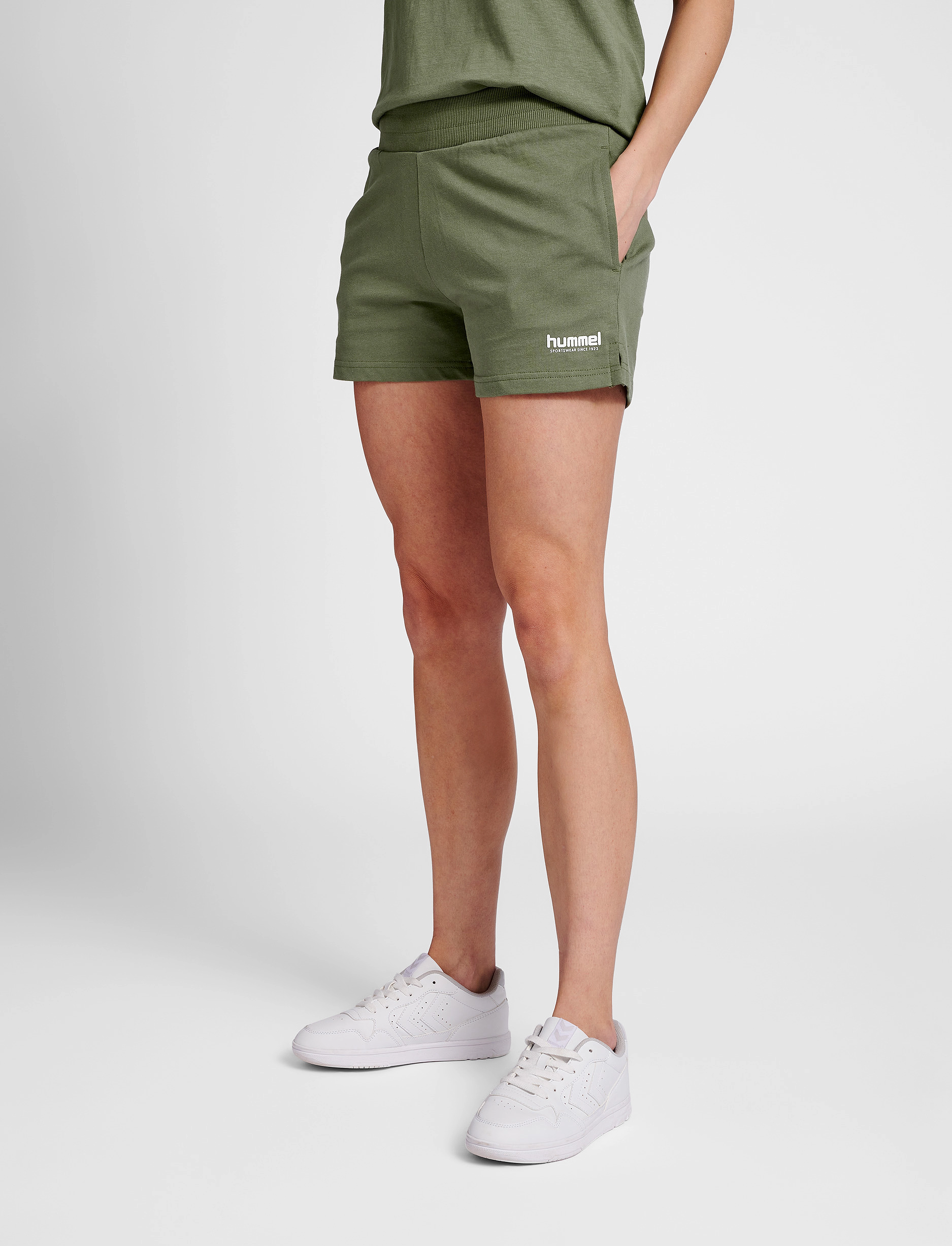 Hummel - hmlLGC SENNA SWEAT SHORTS - four leaf clover - 3