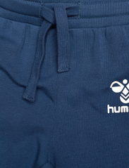 Hummel - hmlARINE CREWSUIT - jogginganzüge - ensign blue - 5