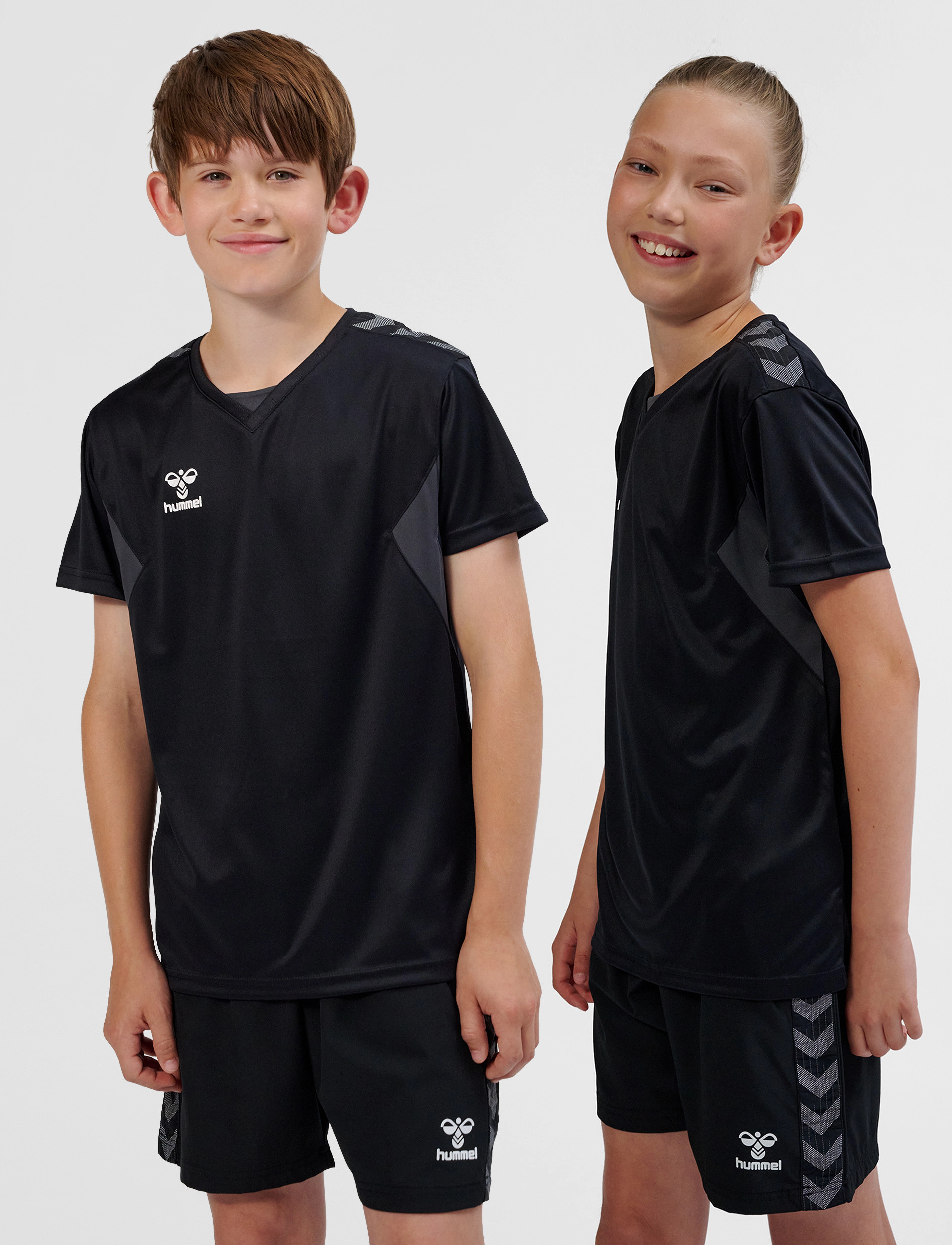 Hummel hmlAUTHENTIC PL JERSEY S/S KIDS - Hummel - BLACK / black