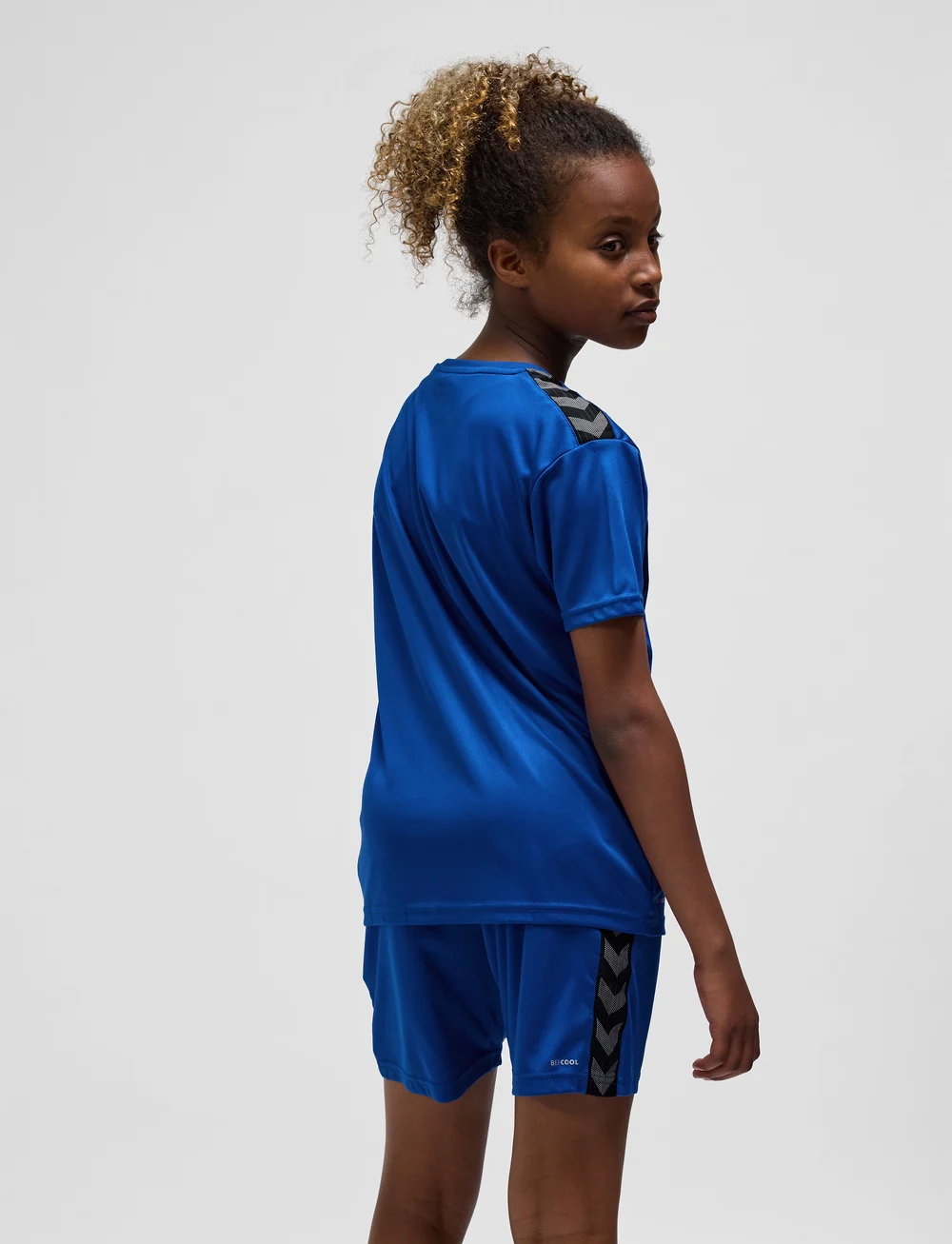 Hummel - hmlAUTHENTIC PL JERSEY S/S KIDS - kortärmade t-shirts - true blue - 4