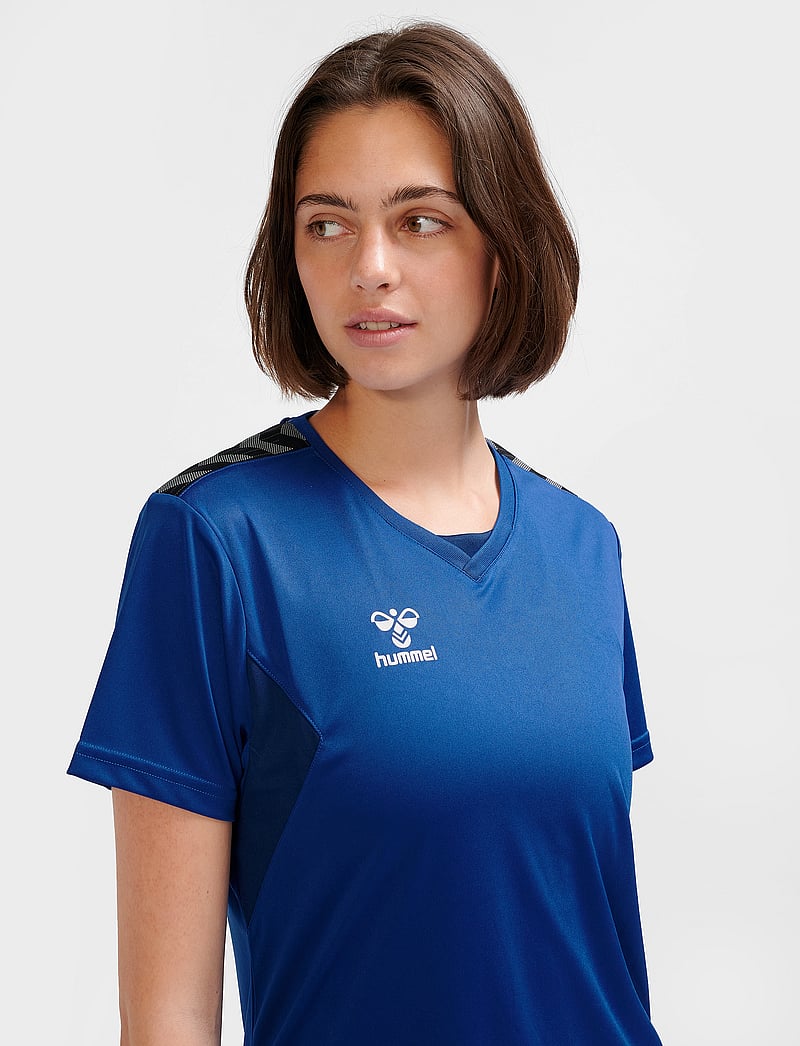 Hummel - hmlAUTHENTIC PL JERSEY S/S WOMAN - t-shirts - true blue - 5
