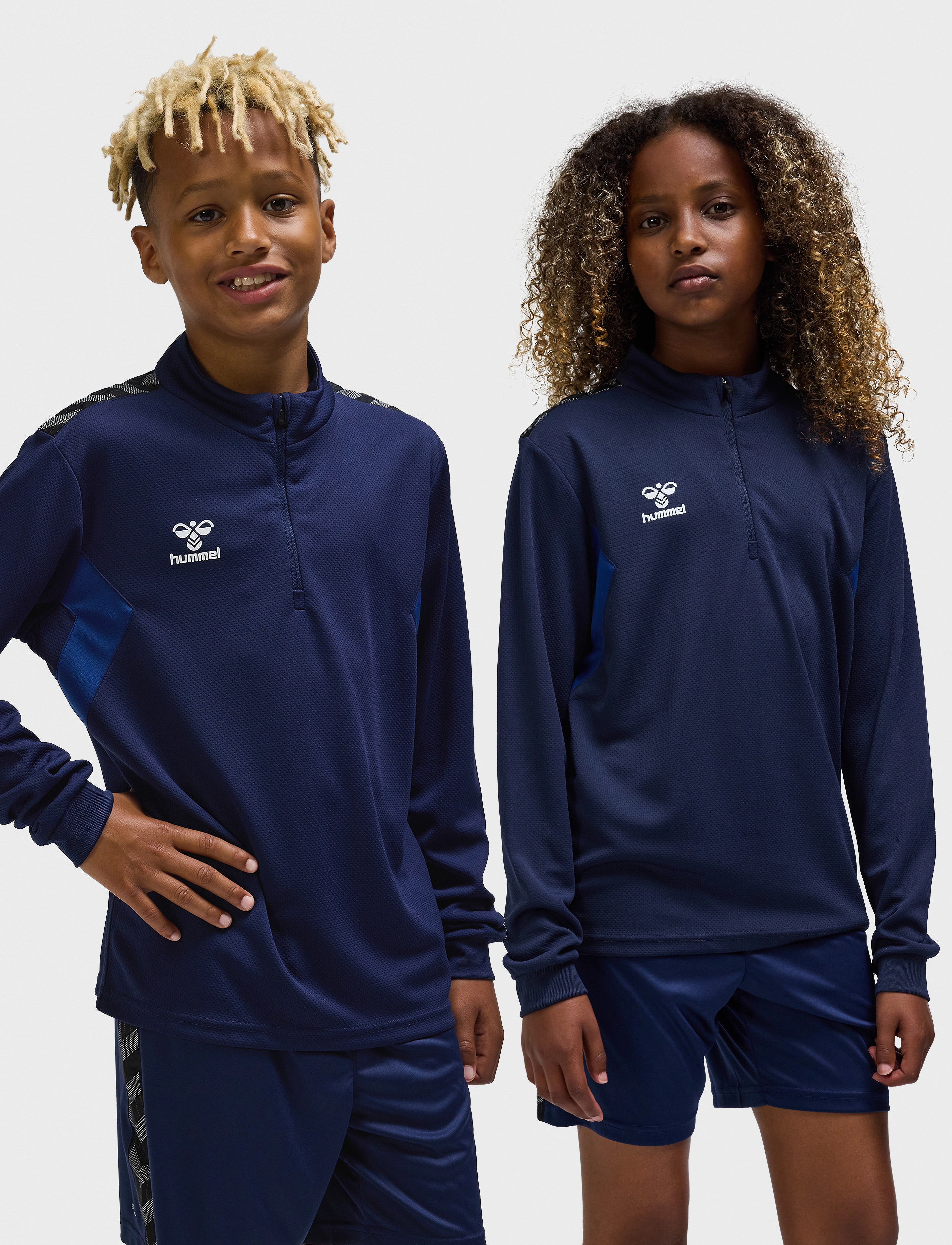 Hummel hmlAUTHENTIC HALF ZIP SWEAT KIDS - Hummel - MARINE / blue