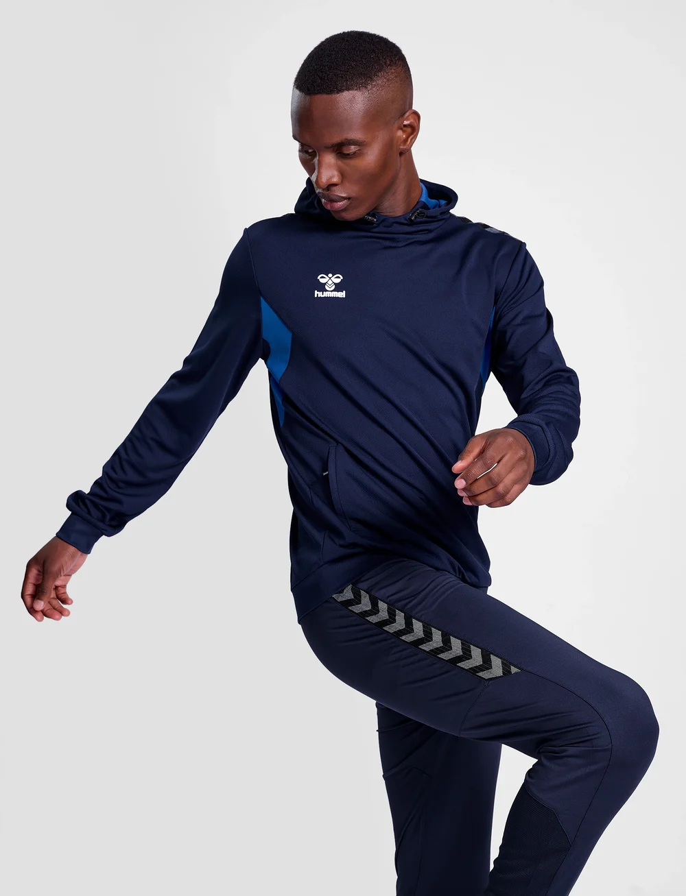 Hummel - hmlAUTHENTIC PL HOODIE - huvtröjor - marine - 0