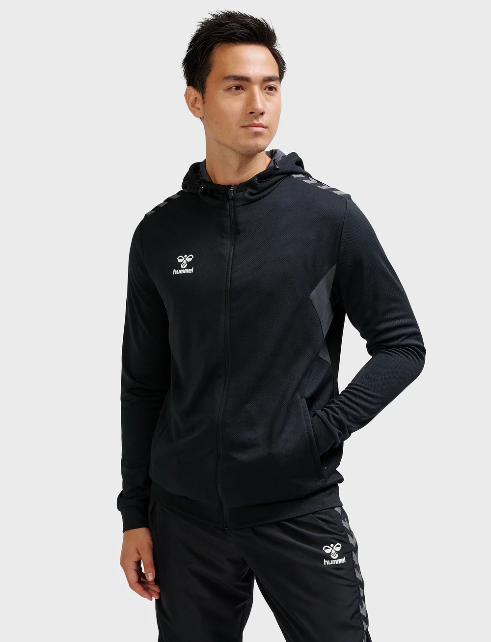 Hummel - hmlAUTHENTIC PL ZIP HOODIE - yläosat - black - 0
