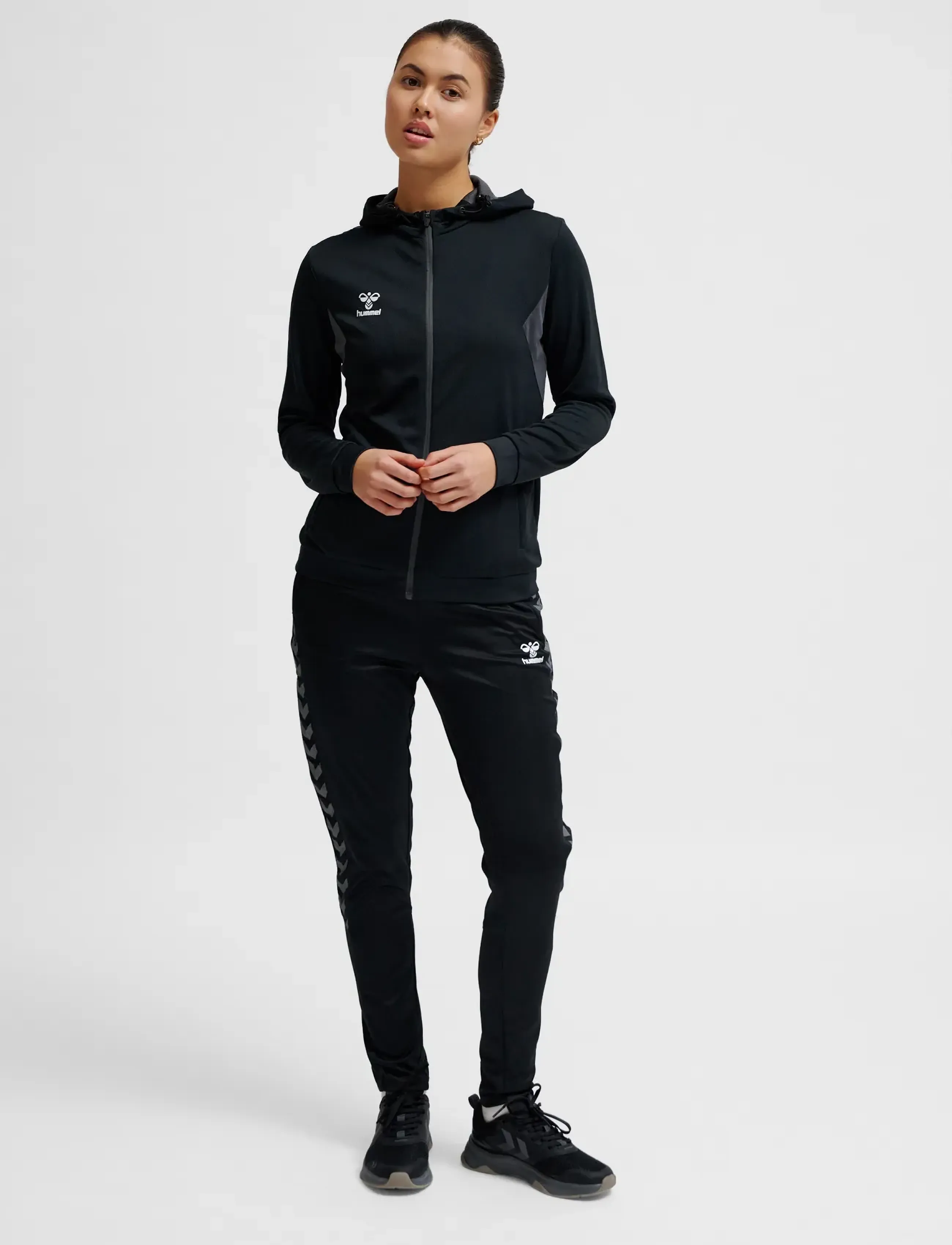 Hummel - hmlAUTHENTIC PL ZIP HOODIE WOMAN - kapuzenpullover - black - 0