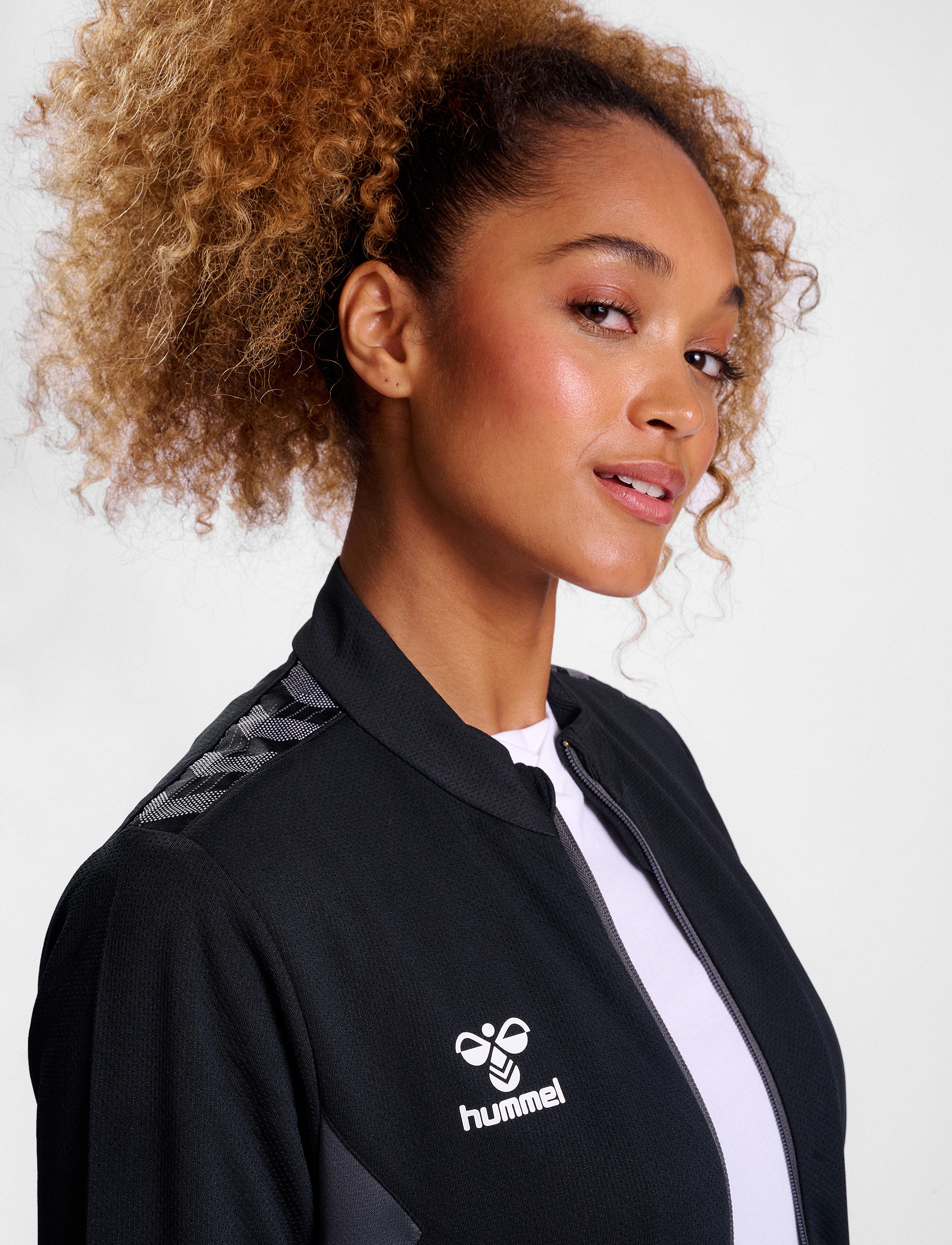 Hmlauthentic Pl Zip Jacket Woman 2