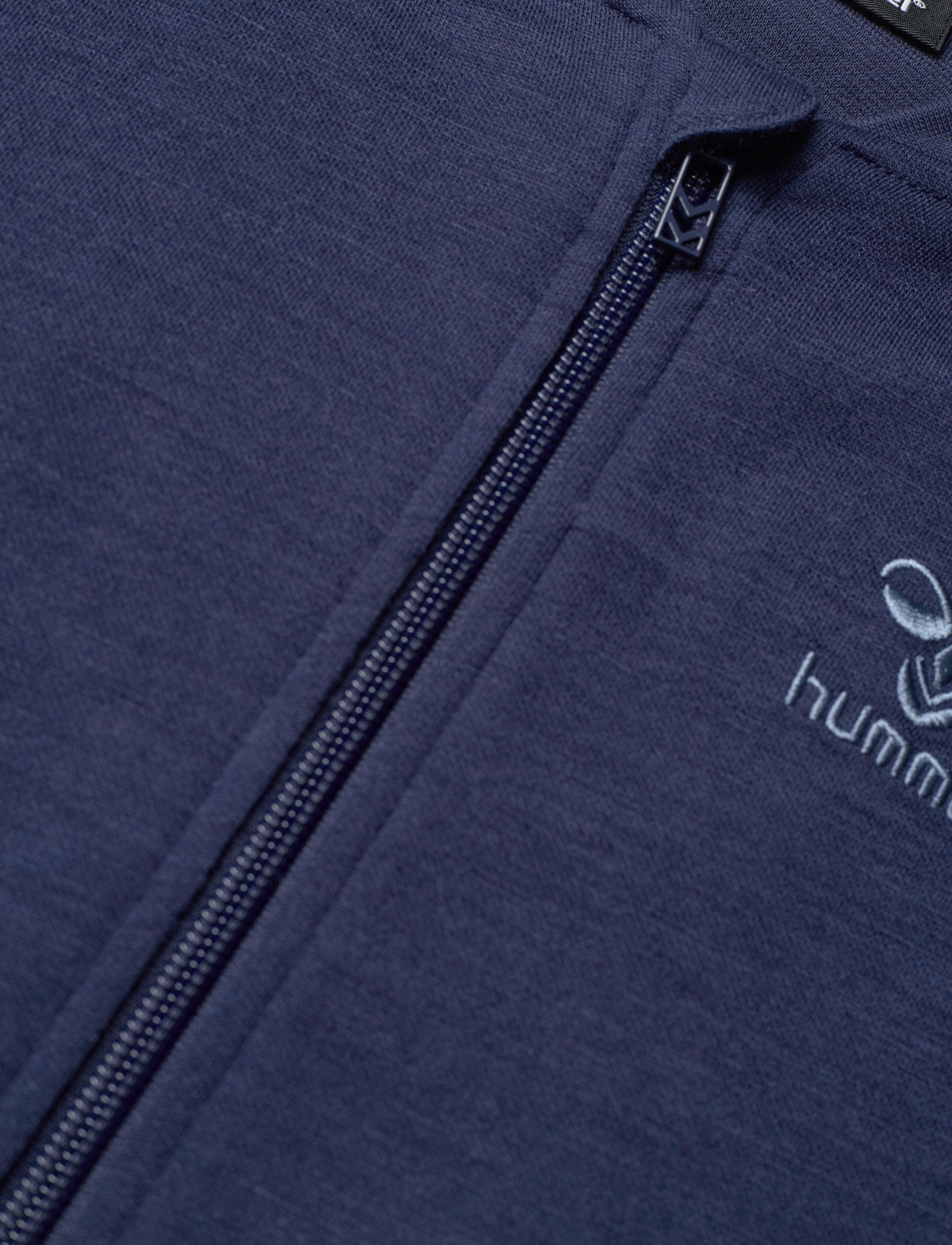 Hummel - hmlWULBATO ZIP JACKET - black iris - 4