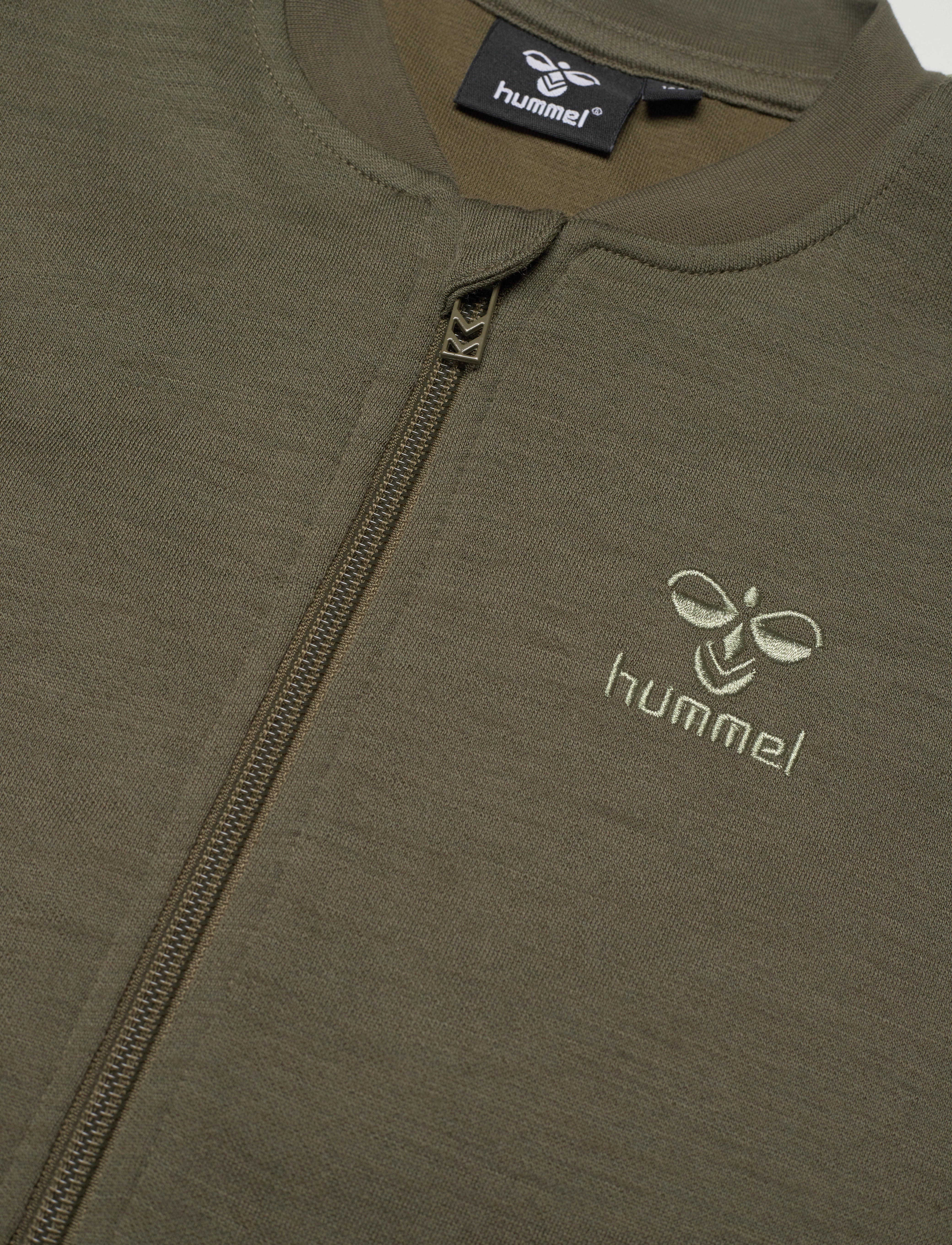Hummel - hmlWULBATO ZIP JACKET - džemperiai - olive night - 4