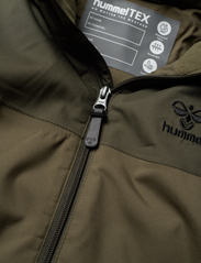 Hummel - hmlLOGAN TEX JACKET - kurtki z powłoką shell i przeciwdeszczowe - olive night - 2