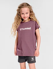 Hummel - hmlNOVA SHORTS SET - sets with short-sleeved t-shirt - rose brown - 7