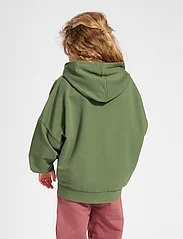 Hummel - hmlOCTOVA HOODIE - sweatshirts & huvtröjor - oil green - 5
