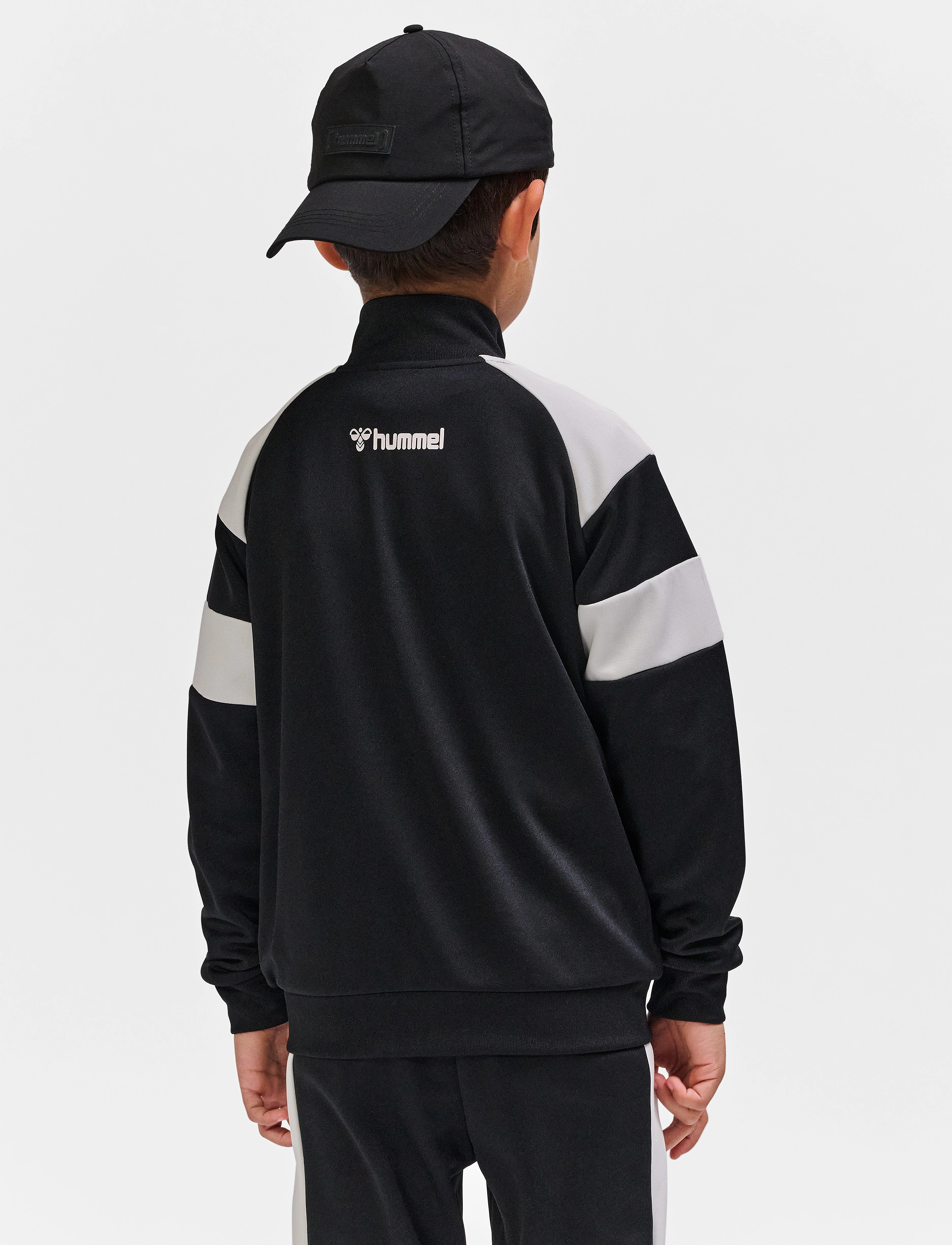 Hummel - hmlRUNNER ZIP JACKET - black - 5