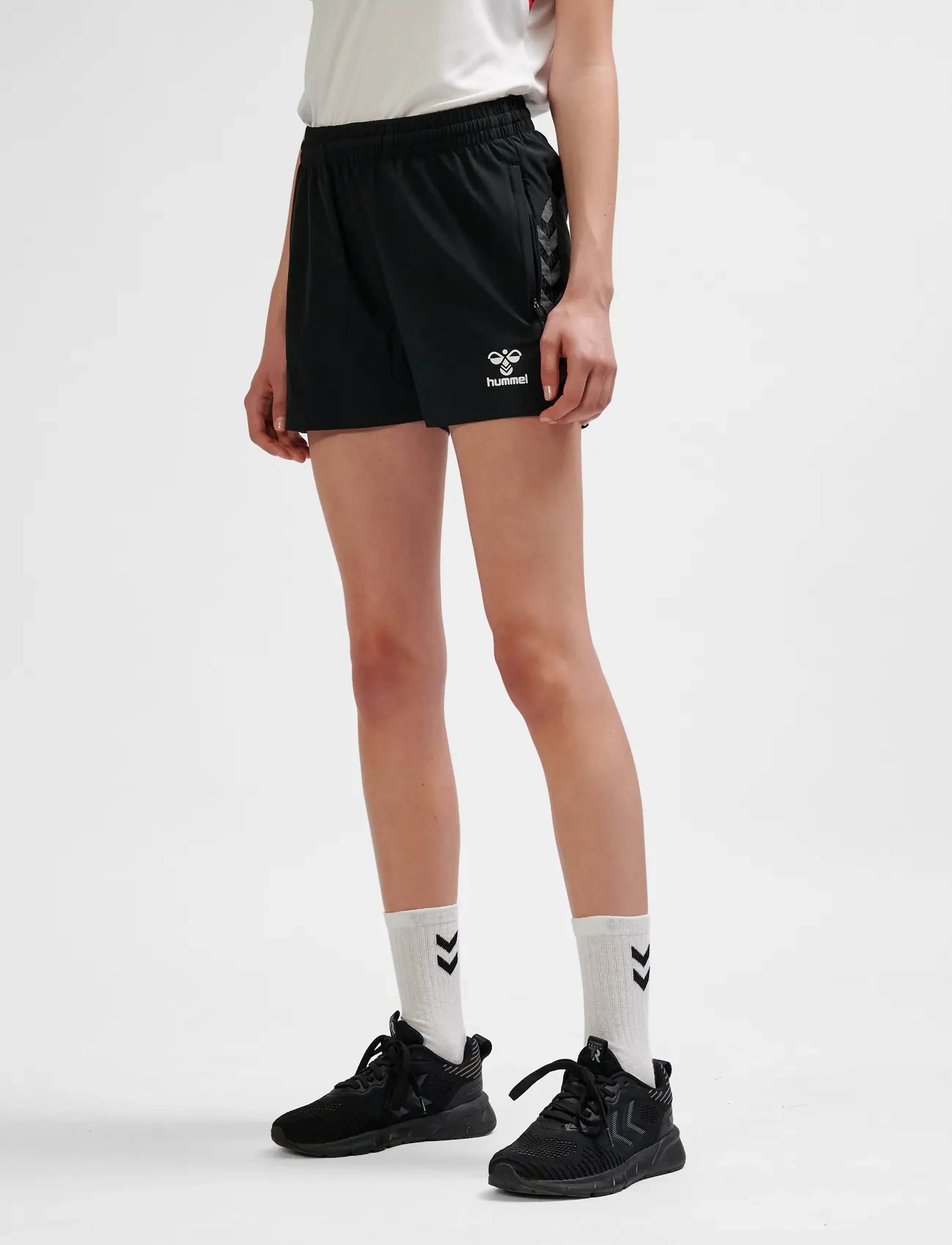 Hummel - hmlAUTHENTIC WOVEN SHORTS WOMAN - laveste priser - black - 5