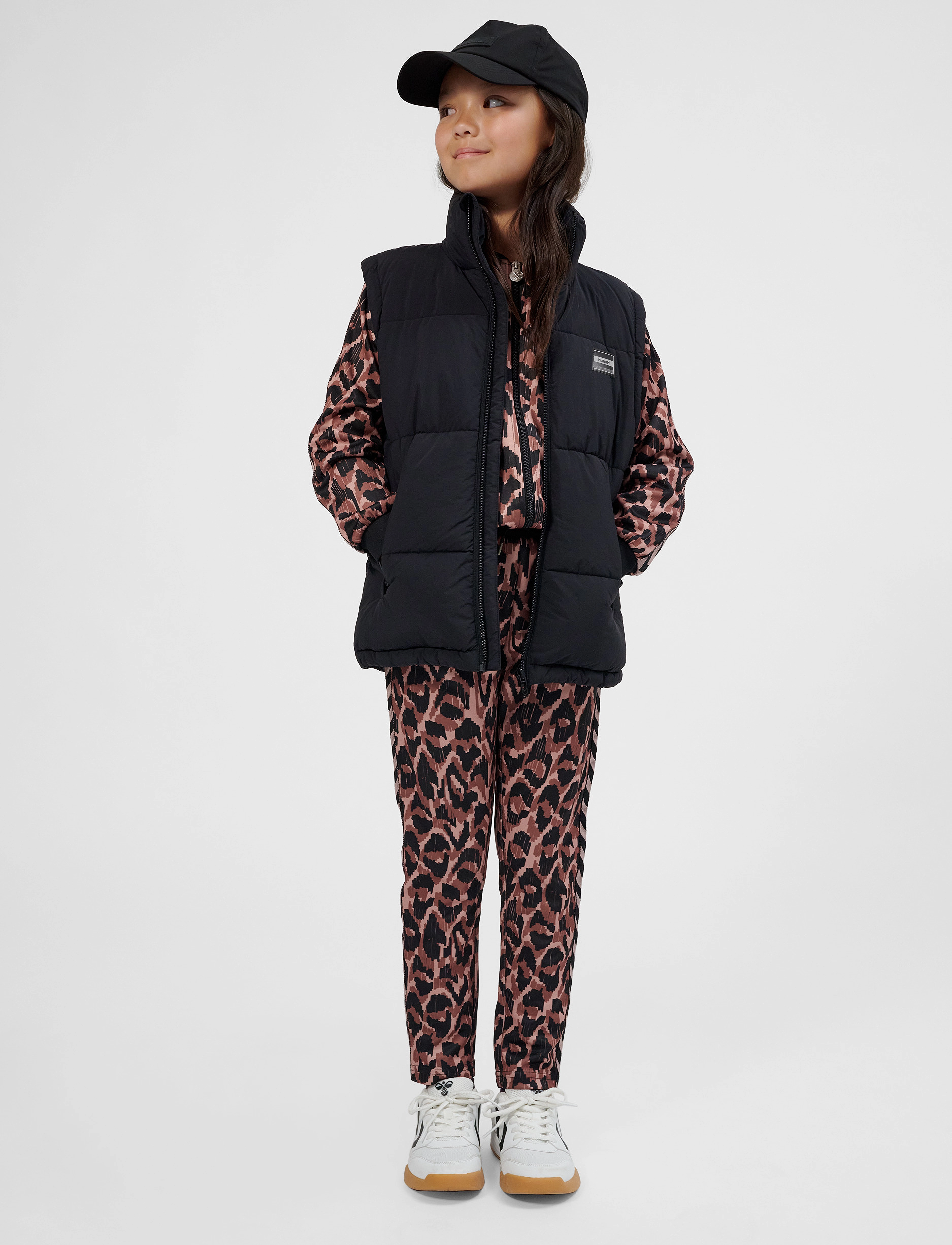 Hummel - hmlCRISP TEX VEST - black - 4