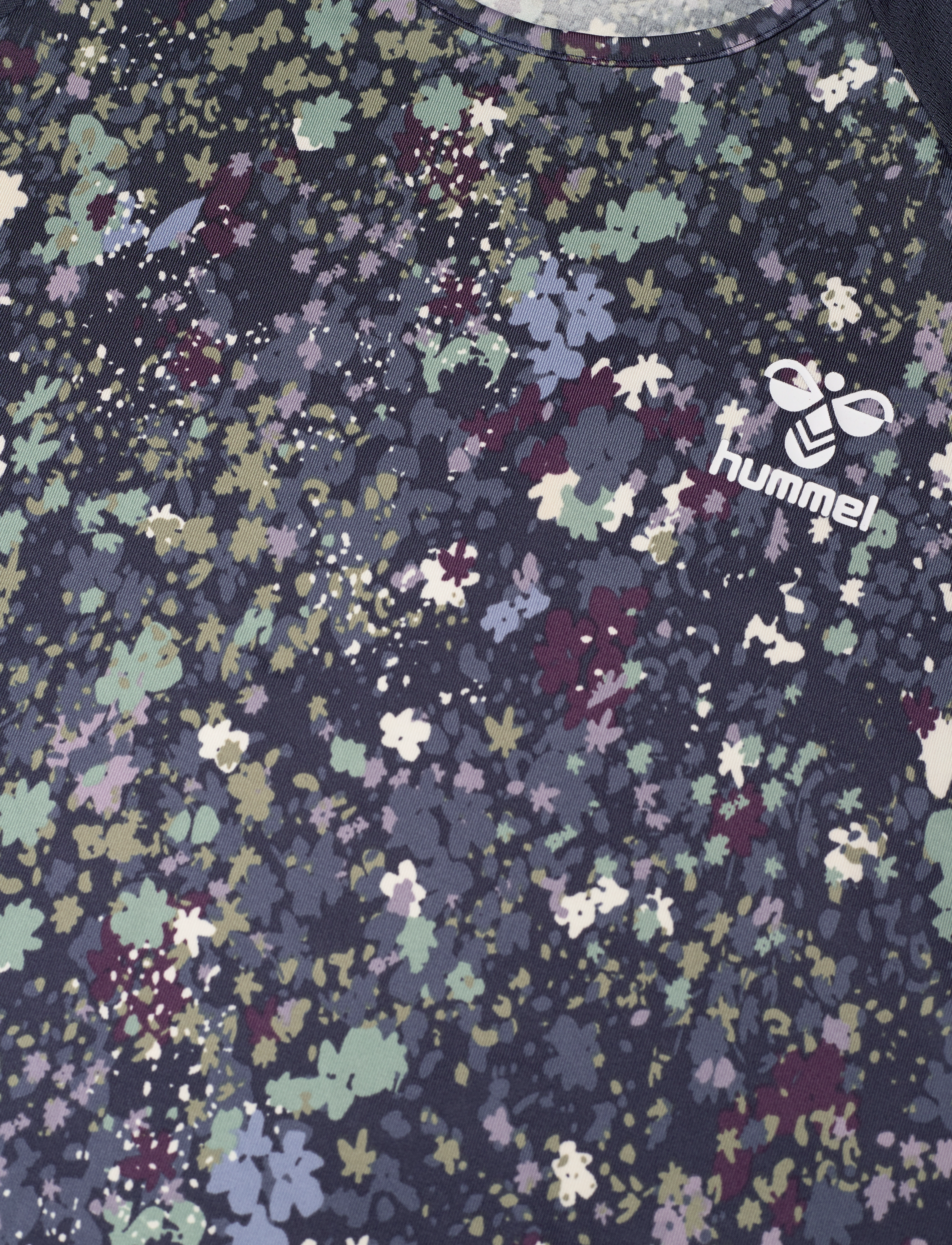 Hummel - hmlTESSA T-SHIRT S/S - sportstoppe - black iris - 2
