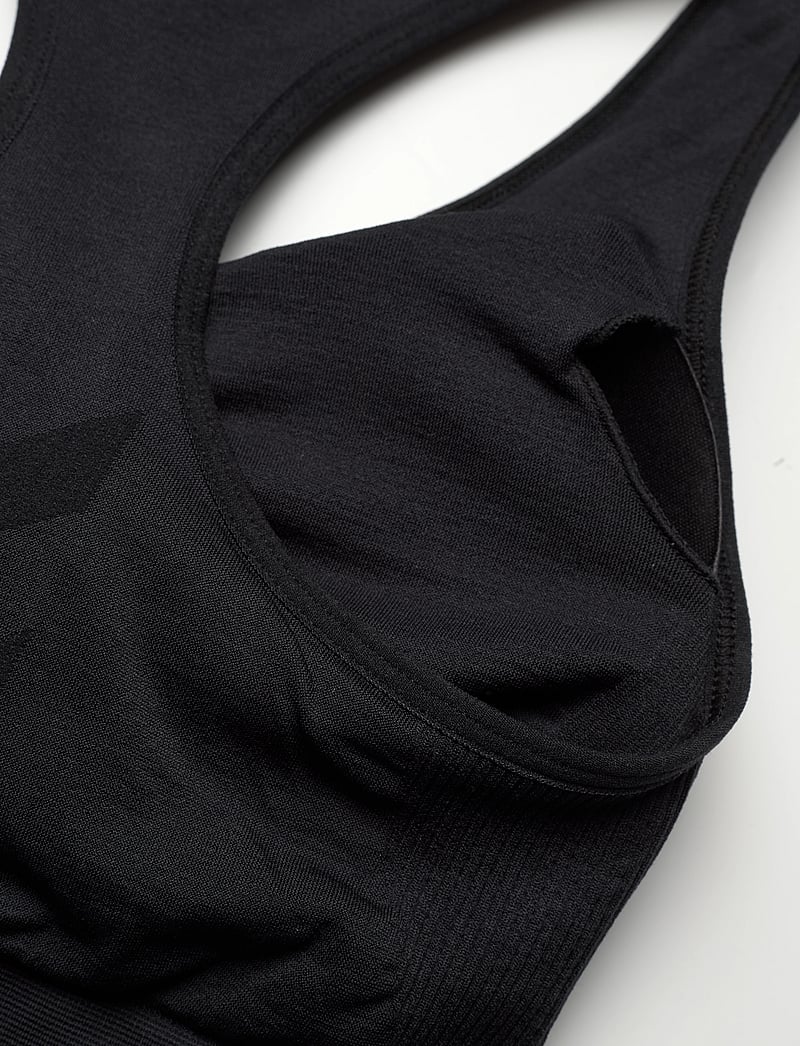 Hummel - hmlTIF SEAMLESS PADDED SPORTS BRA - sport bh:ar - black - 3