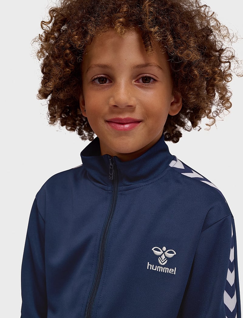 Hummel - hmlXIT ZIP JACKET - sporta džemperi - black iris - 5